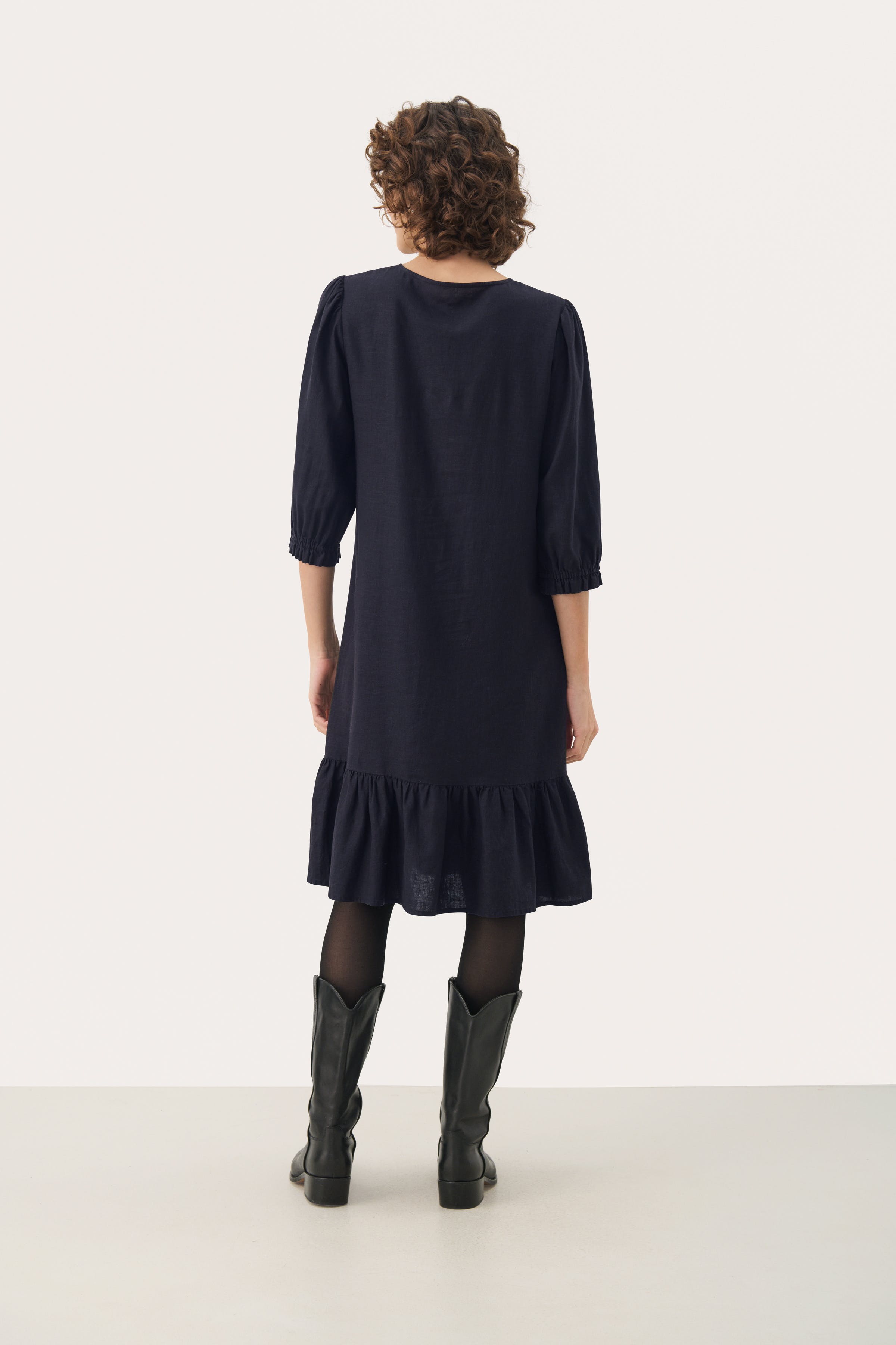 NimiPW Kjole LOOKBOOK BACK 30309523-194109