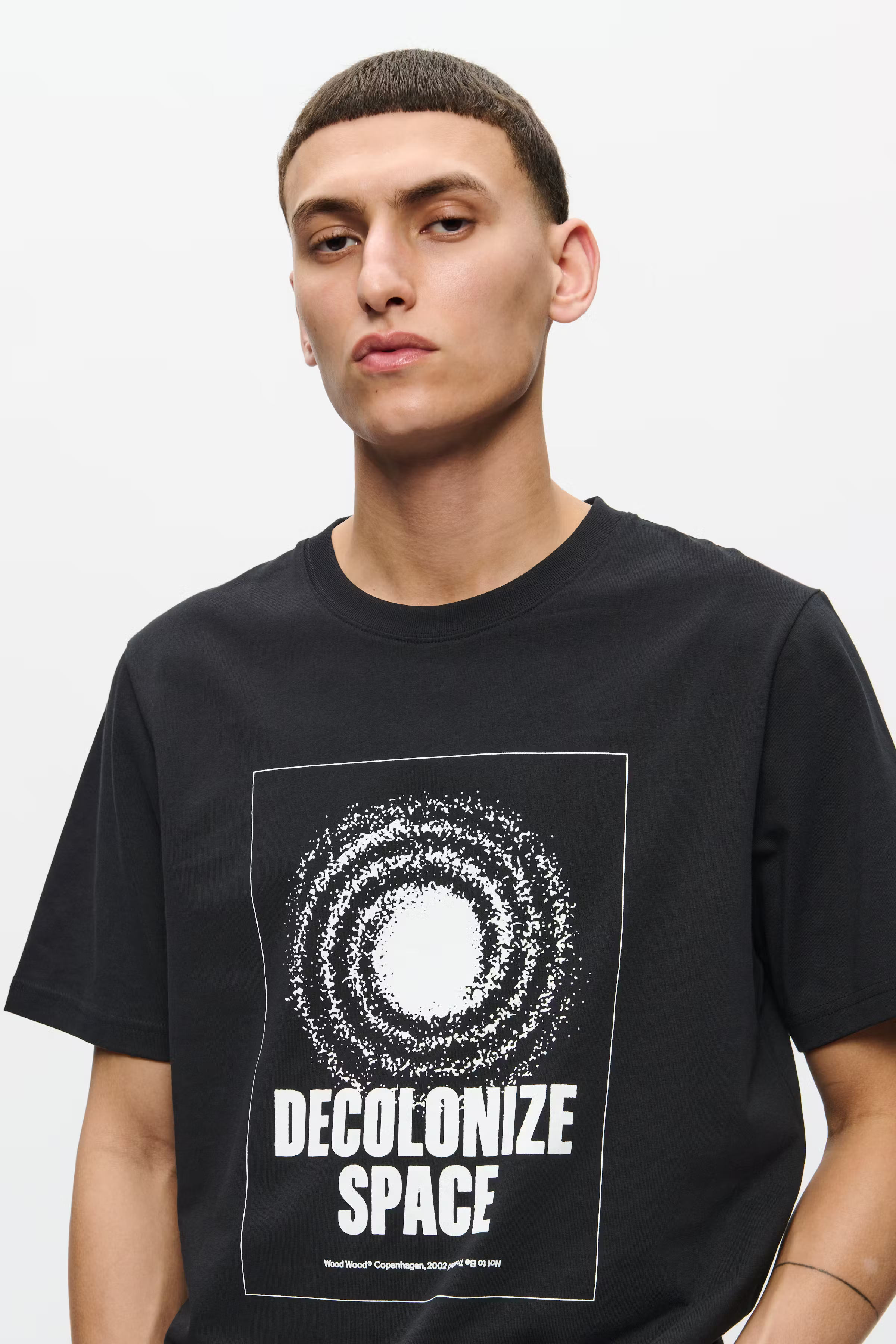 WWBobby T-shirt LOOKBOOK DETAIL 30251561-303700