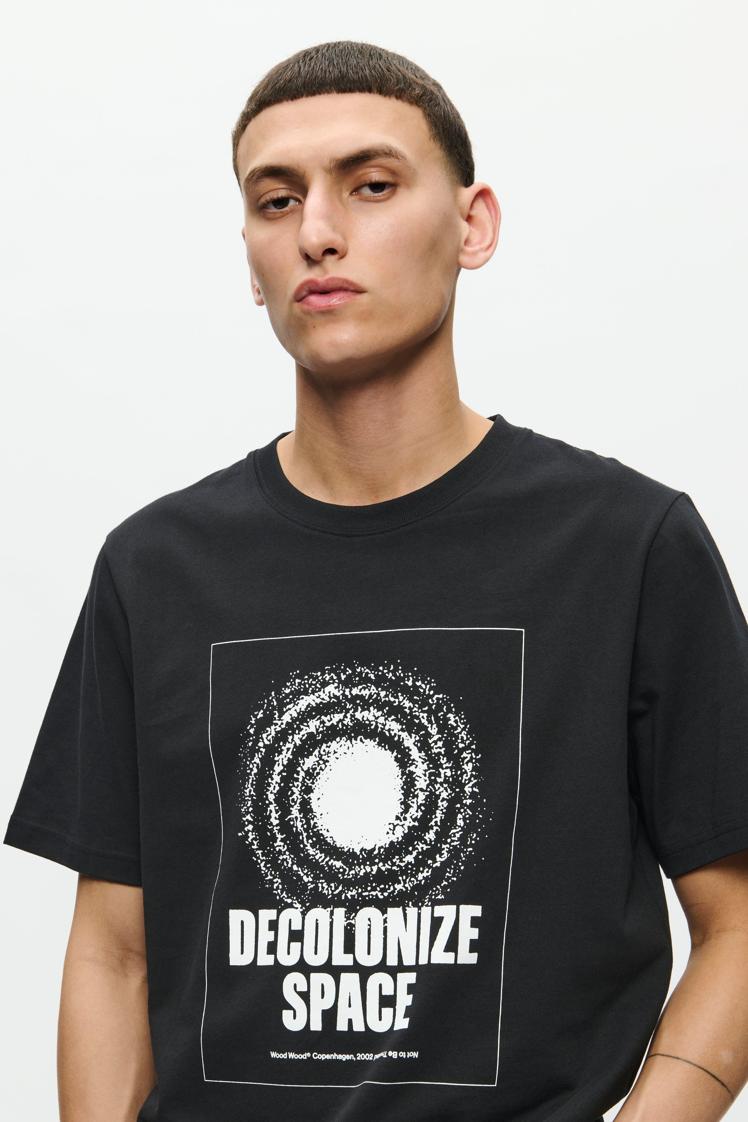 WWBobby T-shirt LOOKBOOK DETAIL 30251561-303700