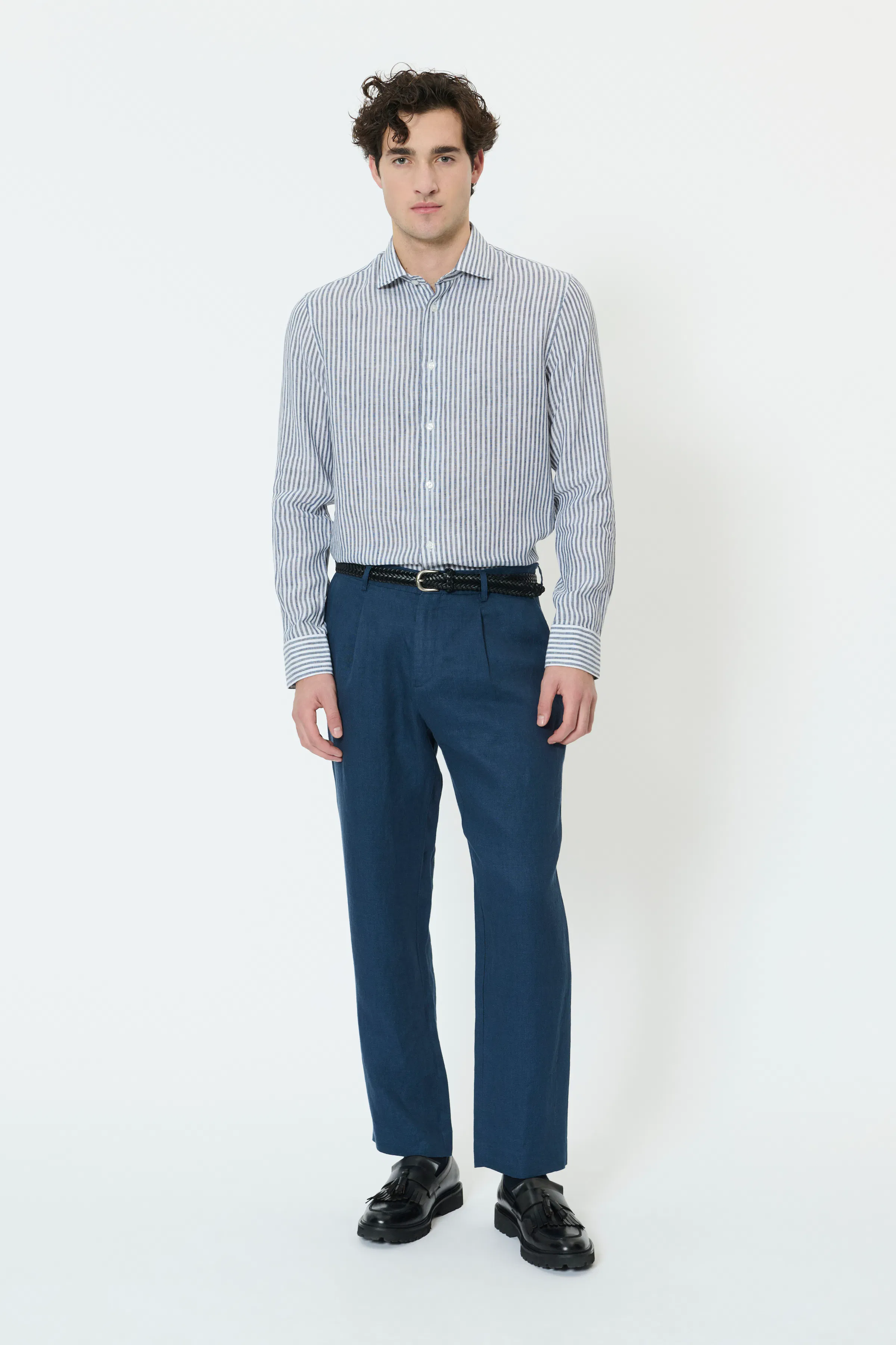 MAmarc Linen Shirt LOOKBOOK FRONT 30207239-194011