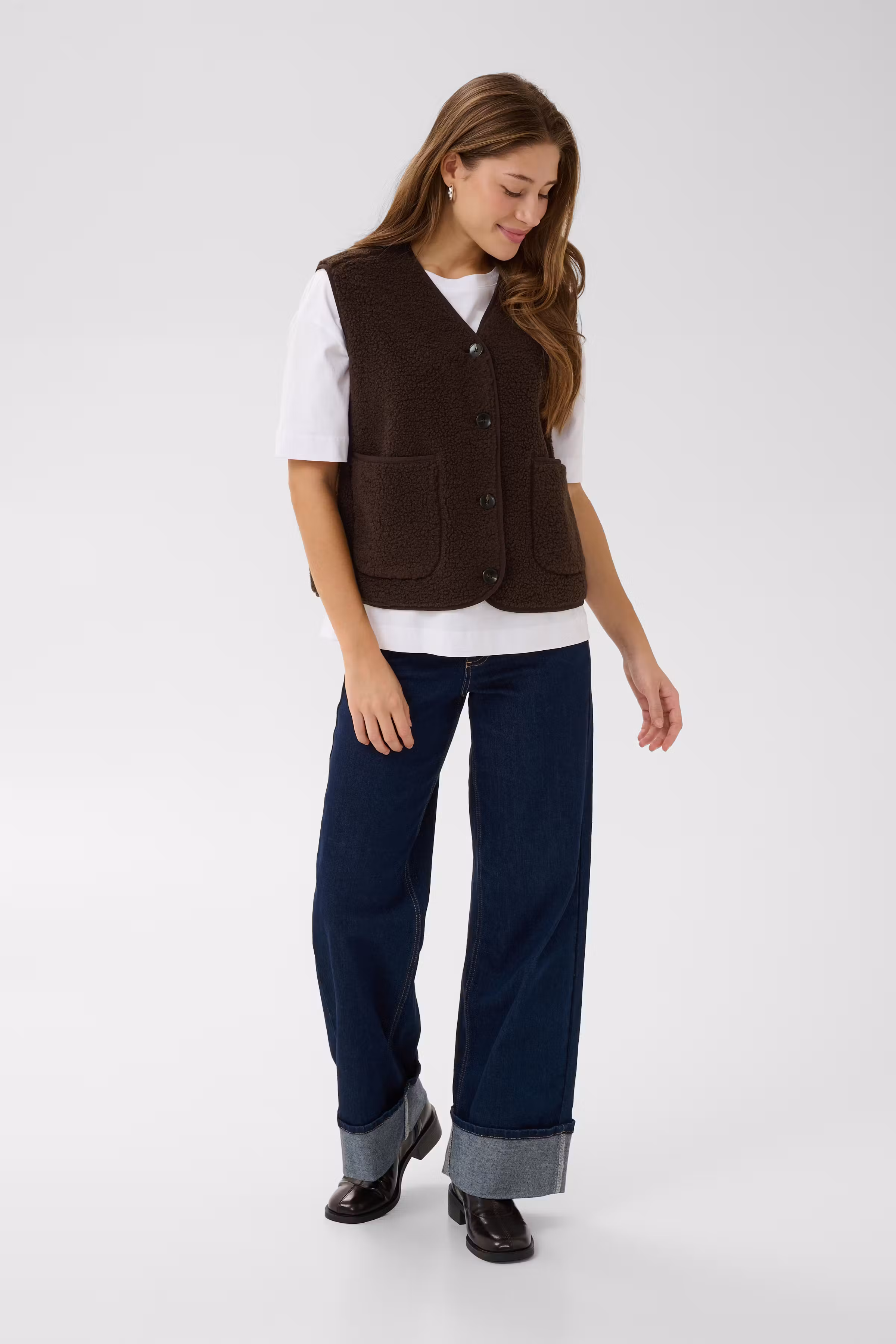 KAgunilla Vest LOOKBOOK FRONT 10513222-191218