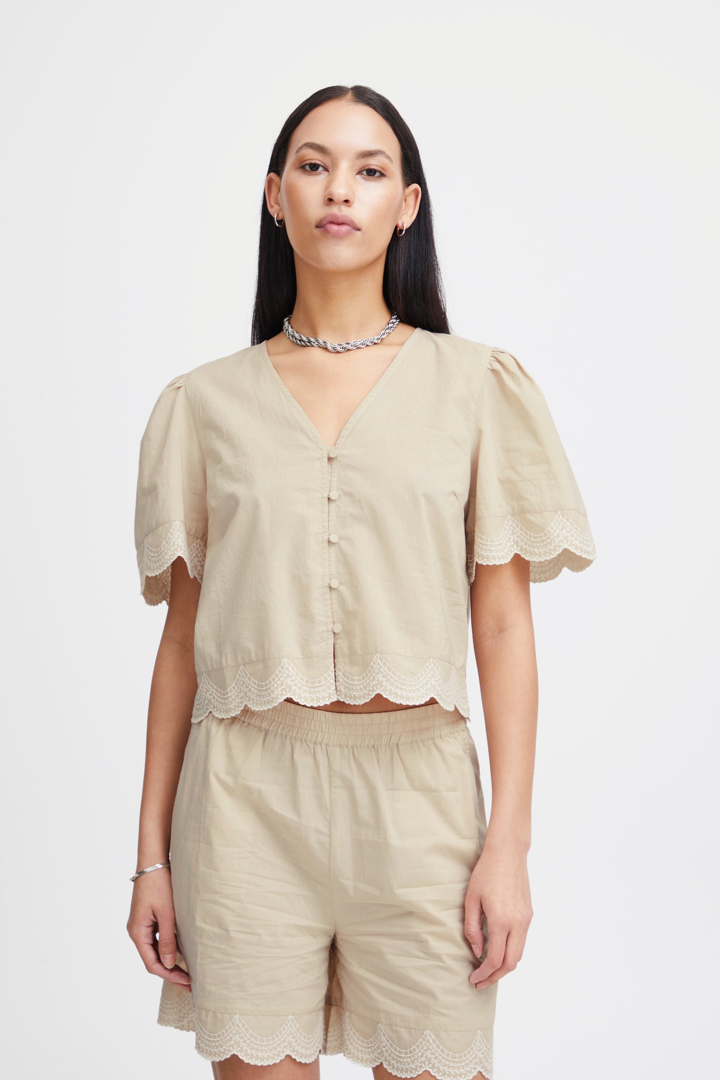 IHSAIDI Skjorta LOOKBOOK FRONT 20121045-151306