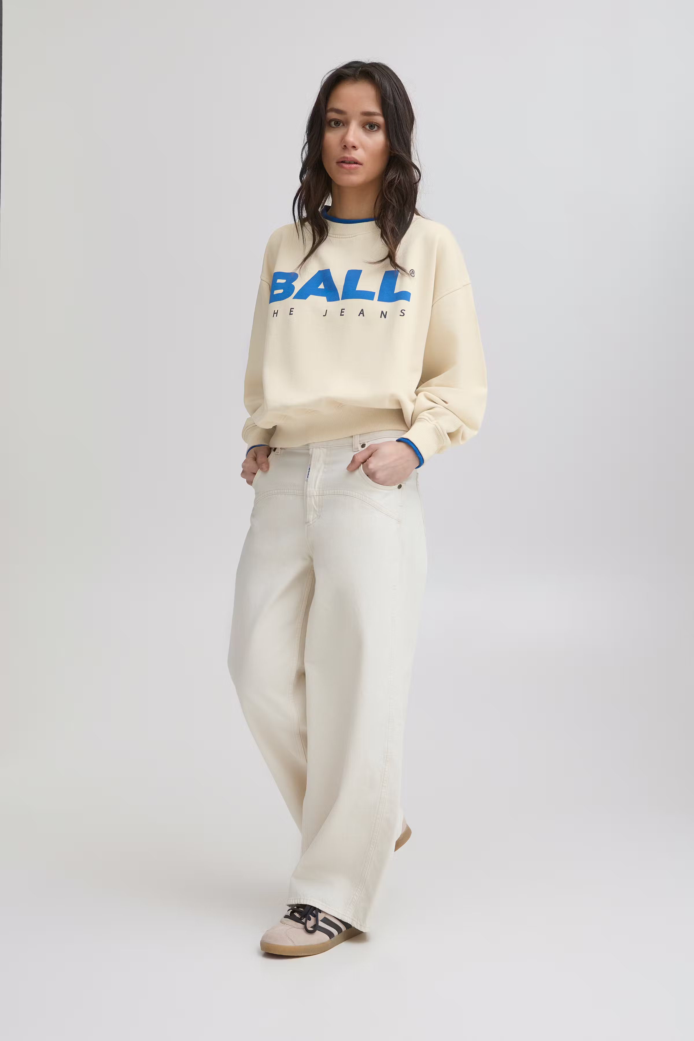 BASIMONA Sweatshirt LOOKBOOK FRONT 50405055-205325
