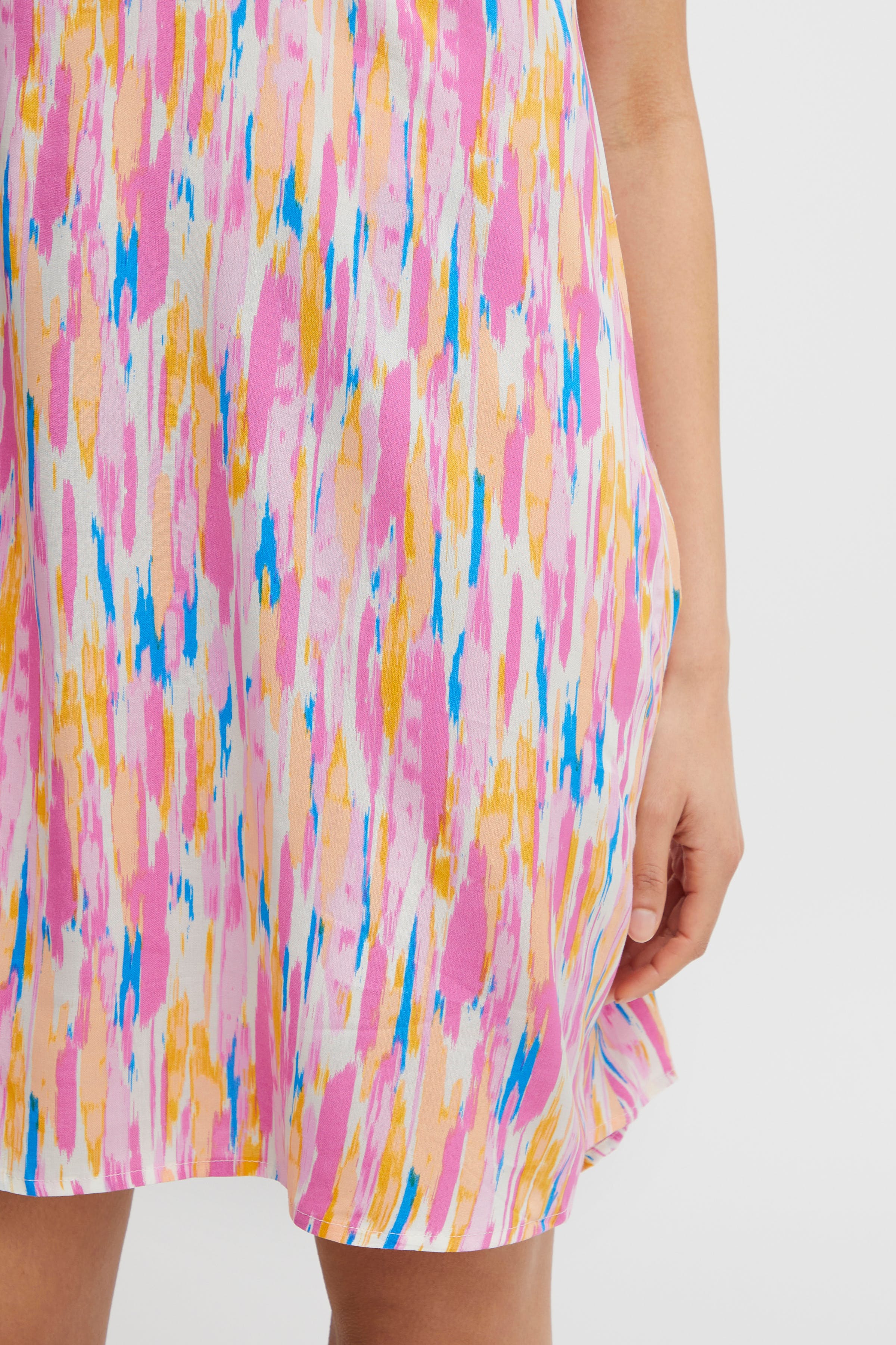 BYMMJOELLA Kleid LOOKBOOK DETAIL 20812915-200784