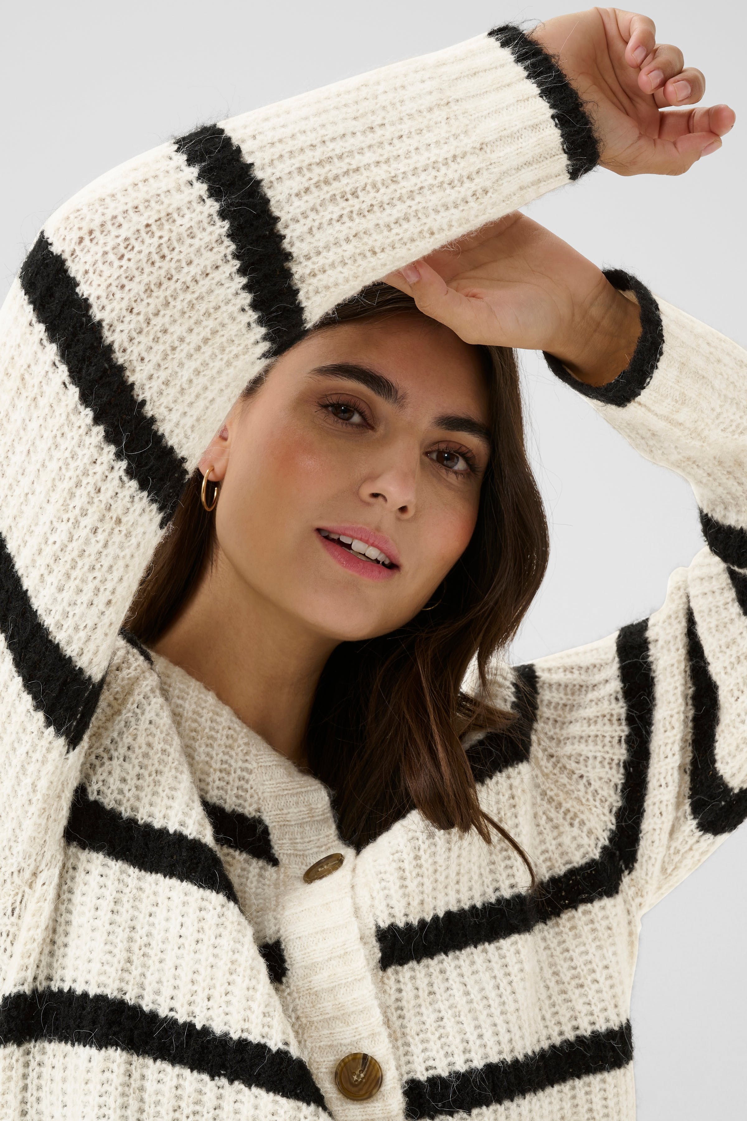 CUsabo Cardigan LOOKBOOK DETAIL 50111417-107030