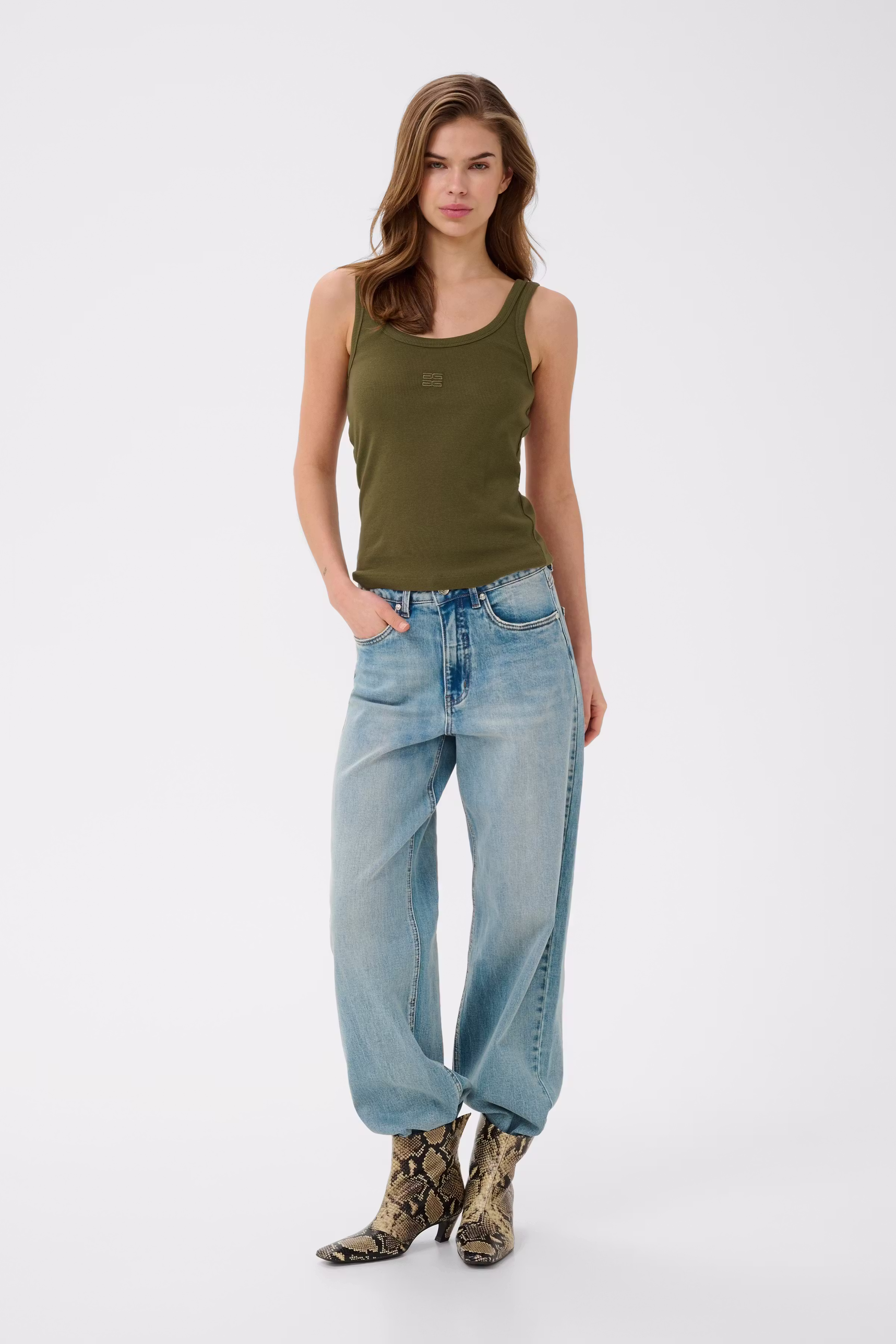 GZdrew Top LOOKBOOK FRONT 10910067-190622