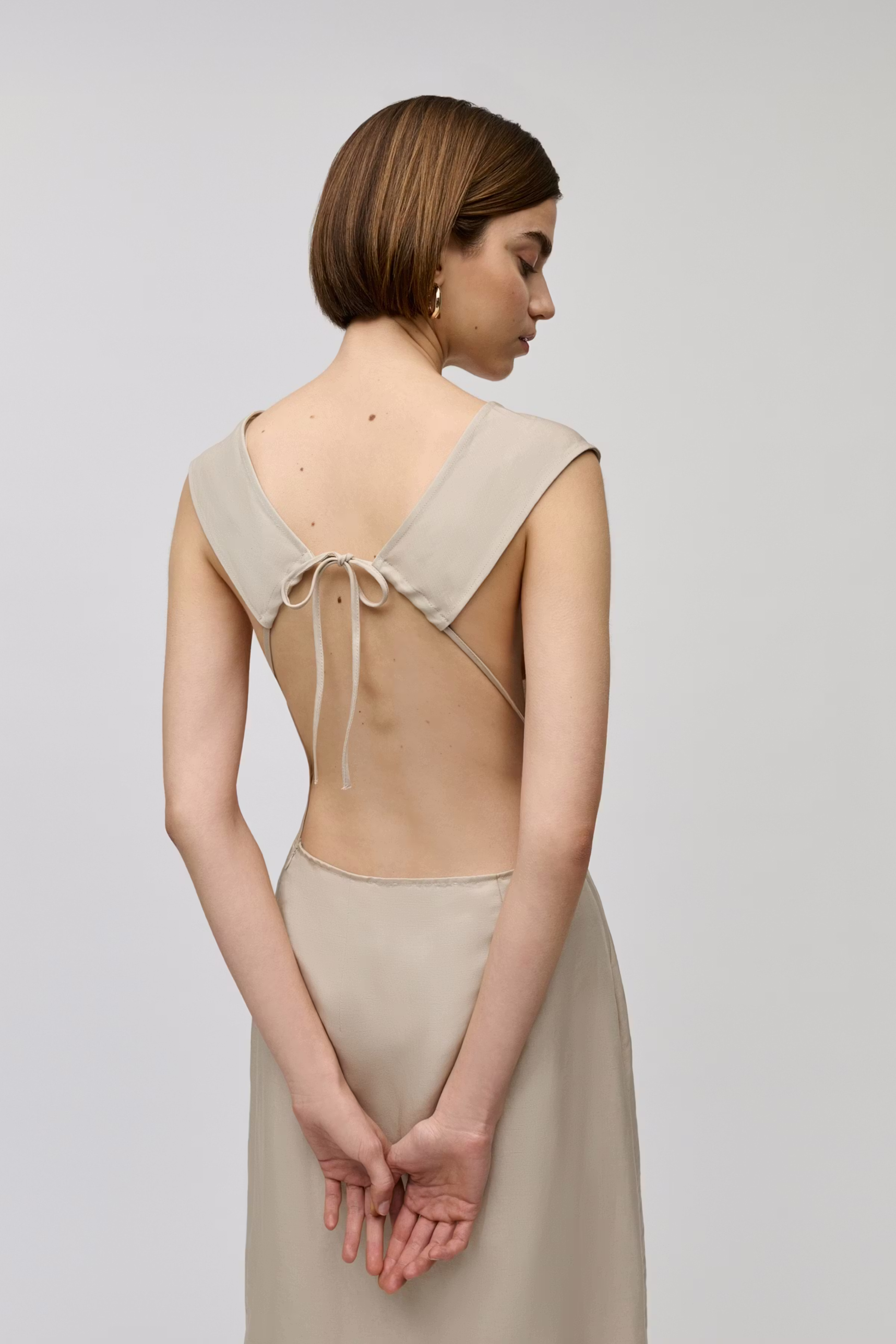 NADEAN Kleid LOOKBOOK BACK 30700025-BE396