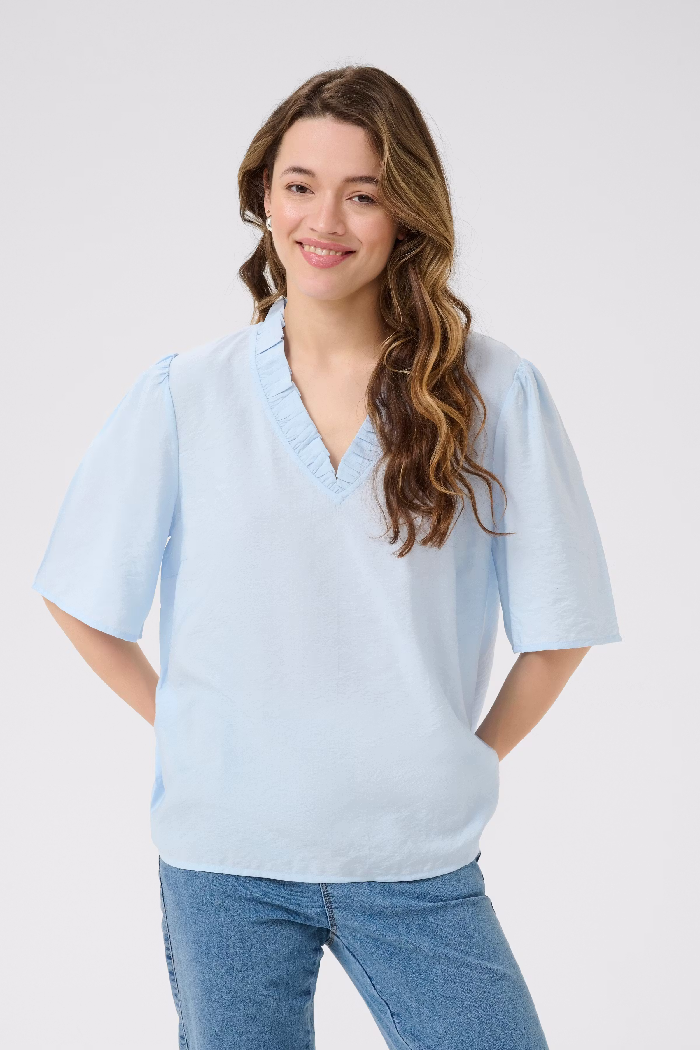 BPjuliana Blus LOOKBOOK FRONT 10590939-144005B