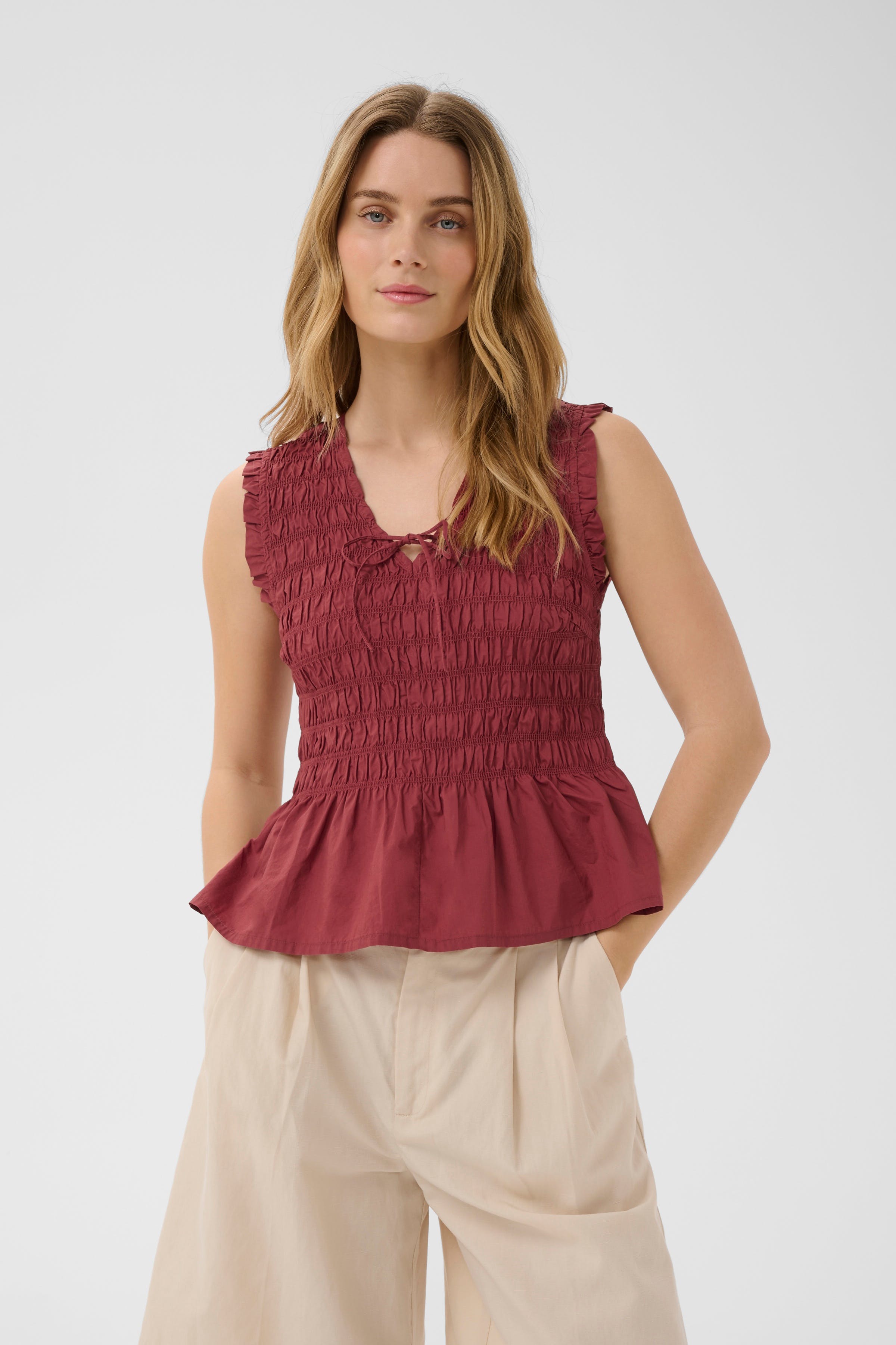 BorgnyPW Top LOOKBOOK FRONT 30310546-191530