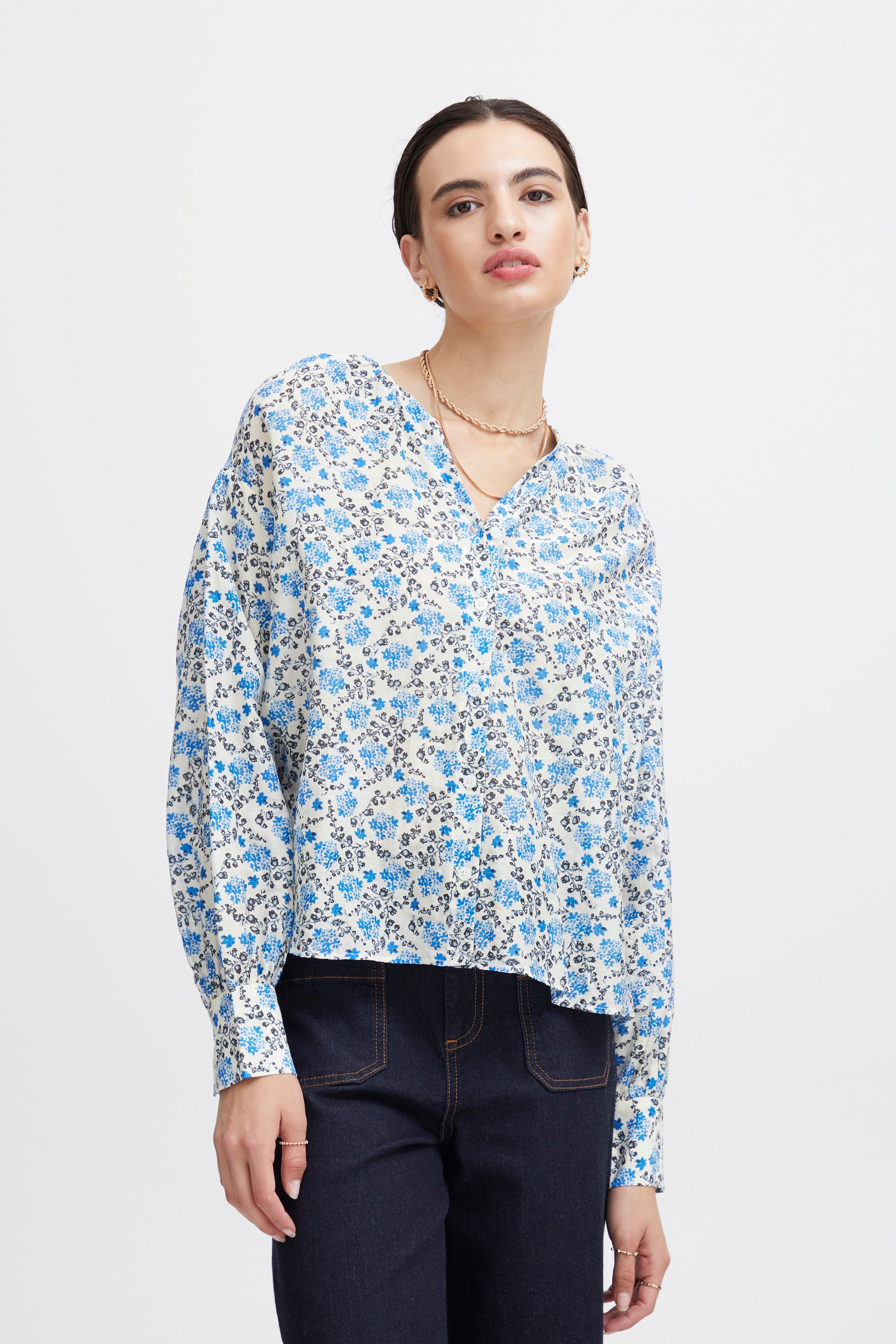 IRTHEA Skjorte LOOKBOOK FRONT 20119271-202170