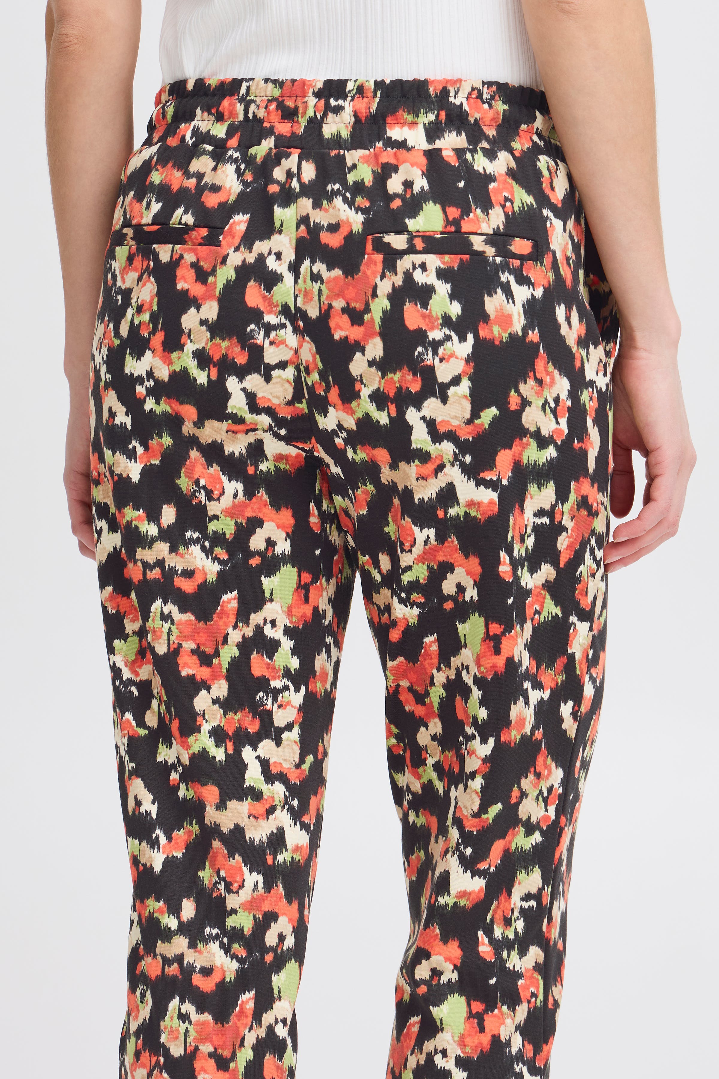 IHKATE Trousers LOOKBOOK DETAIL 20120504-202709