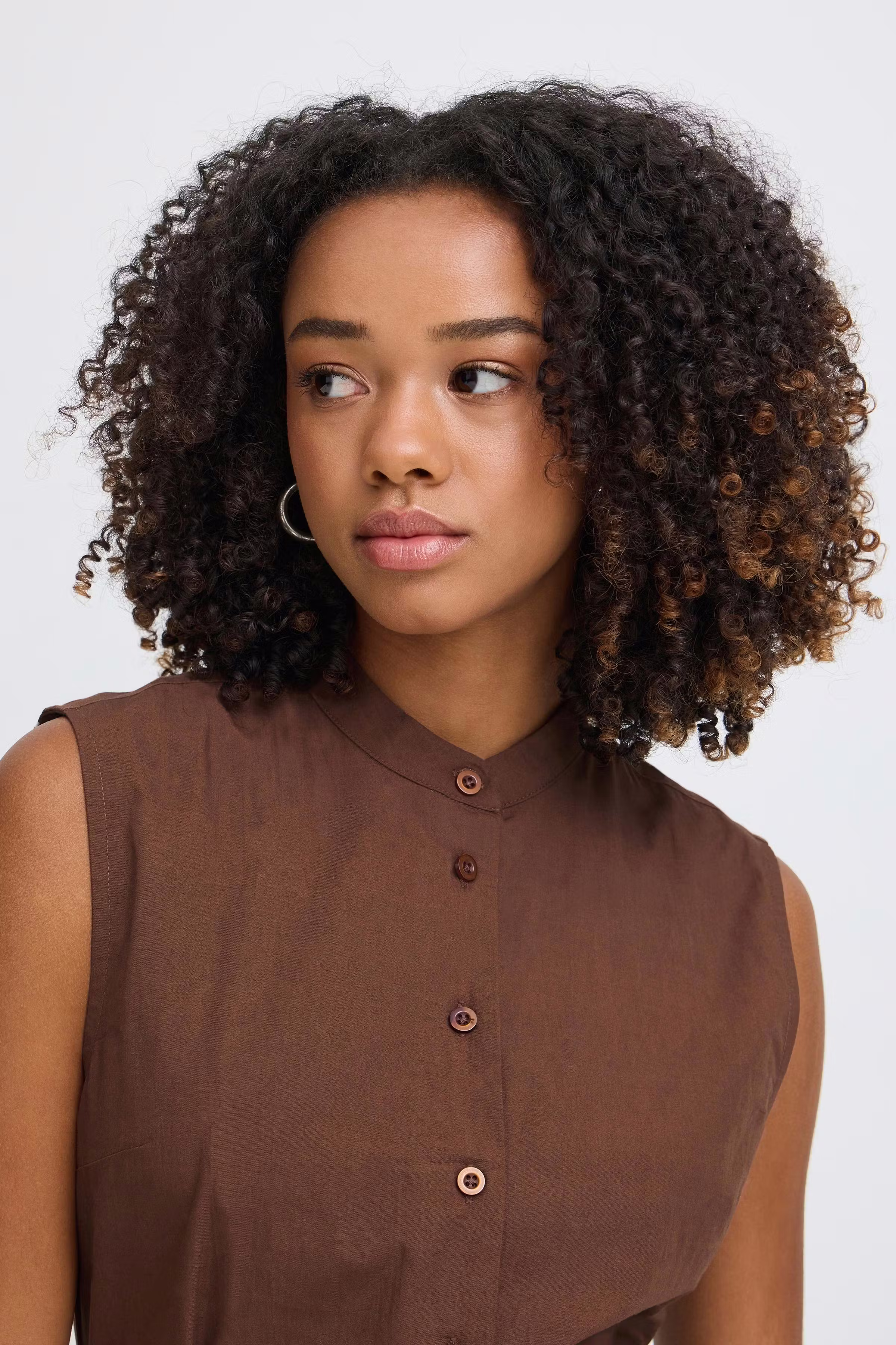 IHFANTY Kjole LOOKBOOK DETAIL 20123803-191224