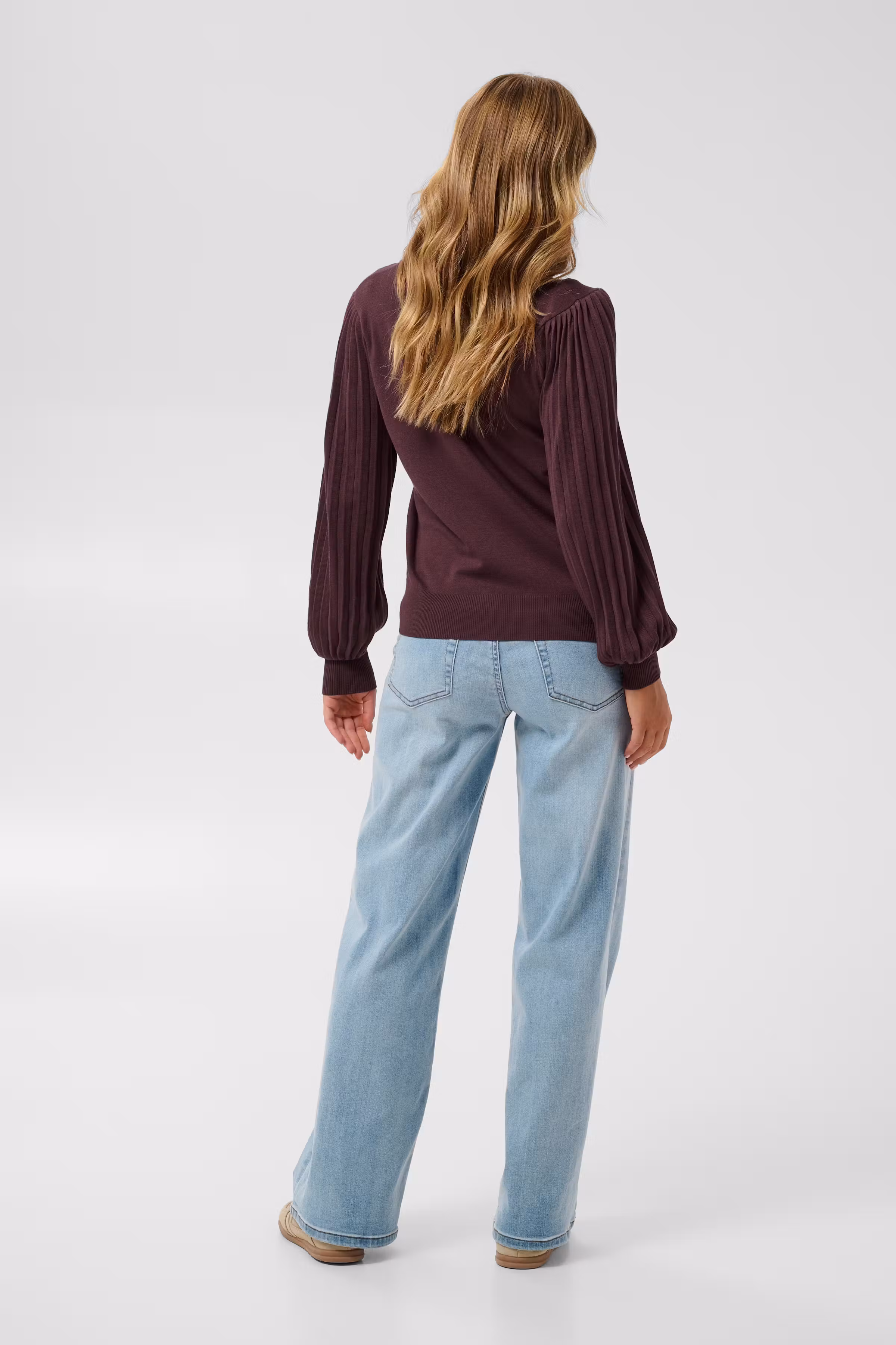 KAlone Pullover LOOKBOOK BACK 10507905-191619