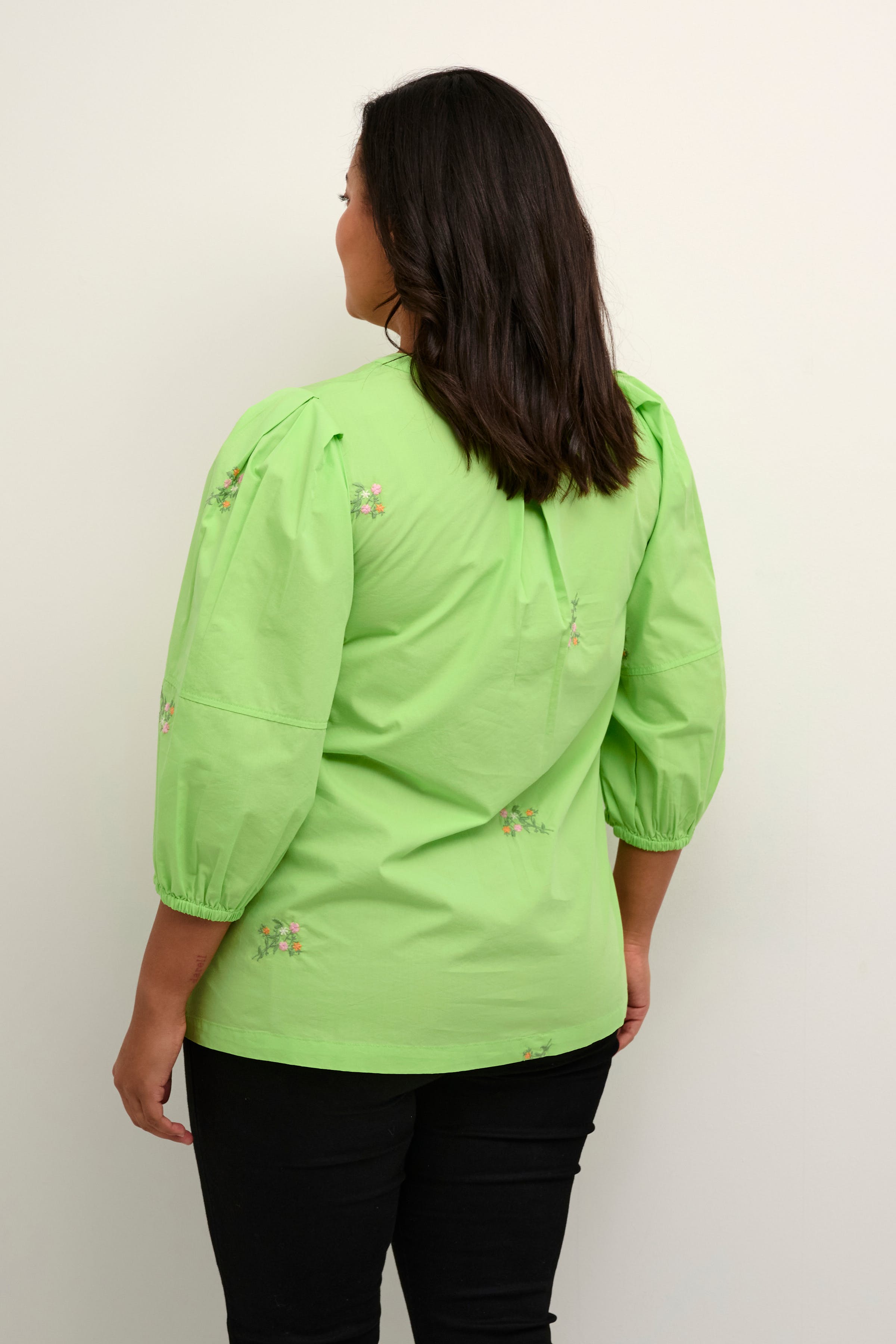 KCcassia Bluse LOOKBOOK BACK 10581715-140232