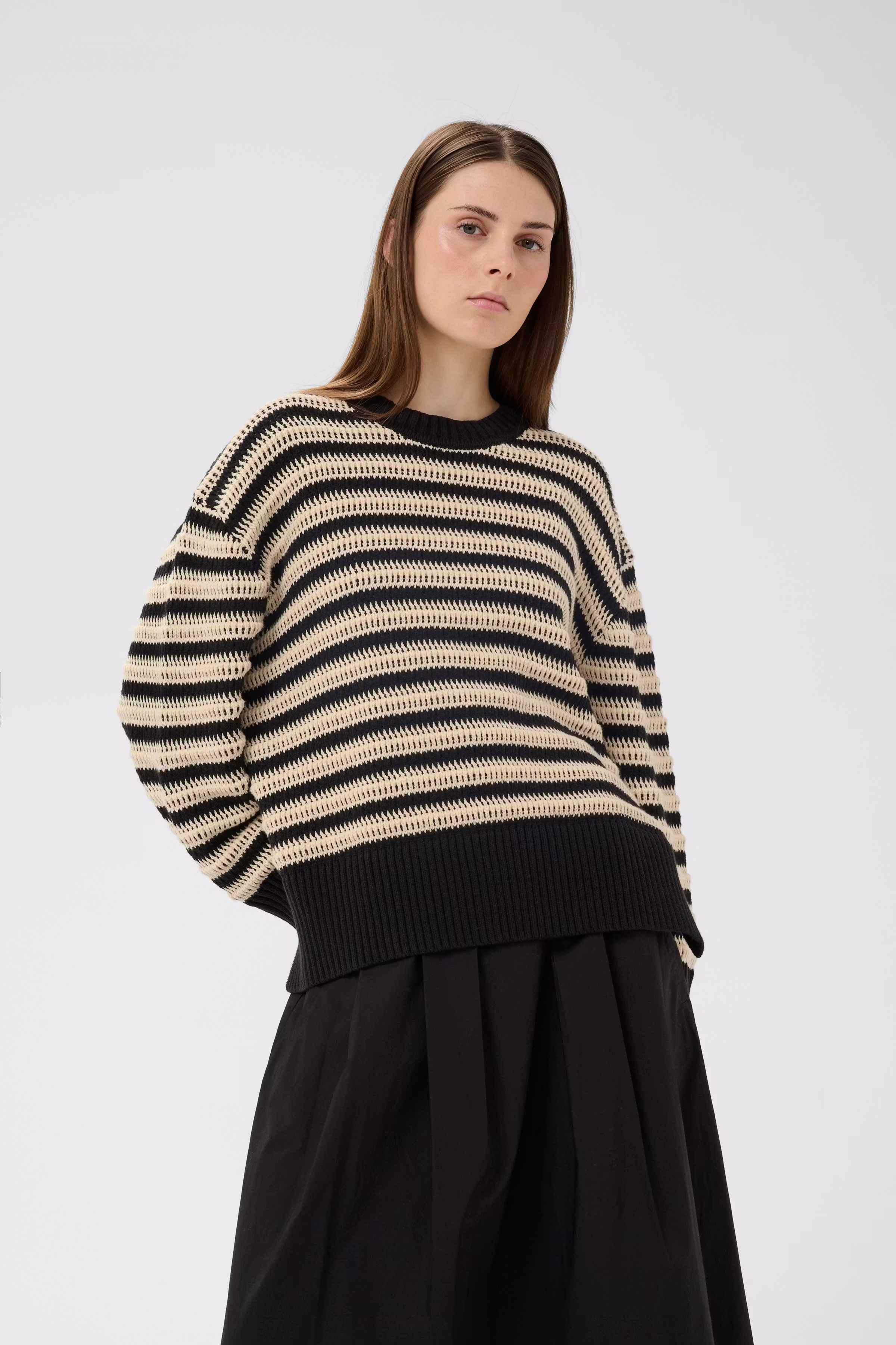 MOSKAIW Pullover LOOKBOOK FRONT 30112472-900004134