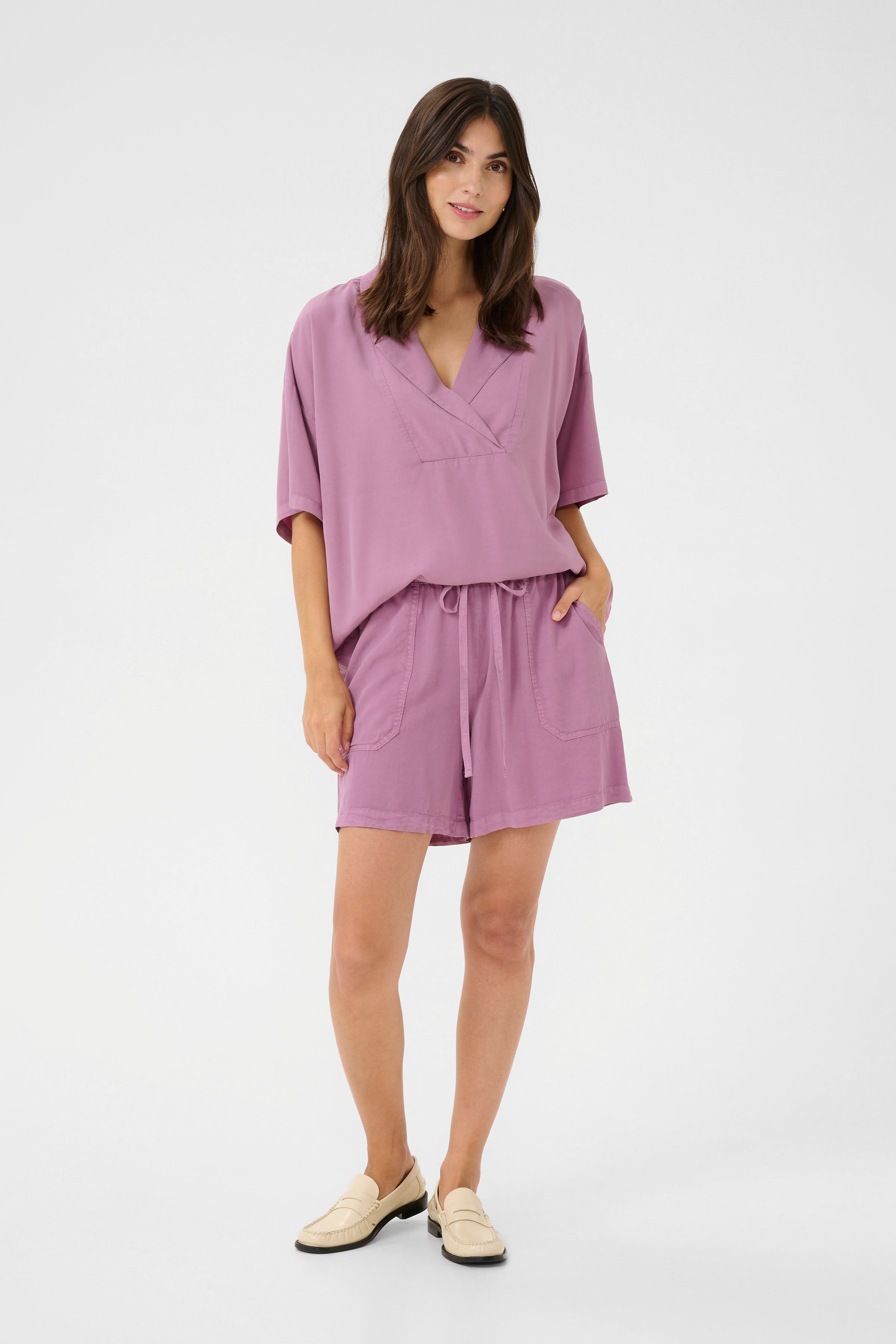 CUclarina Shorts LOOKBOOK FRONT 50111809-173410