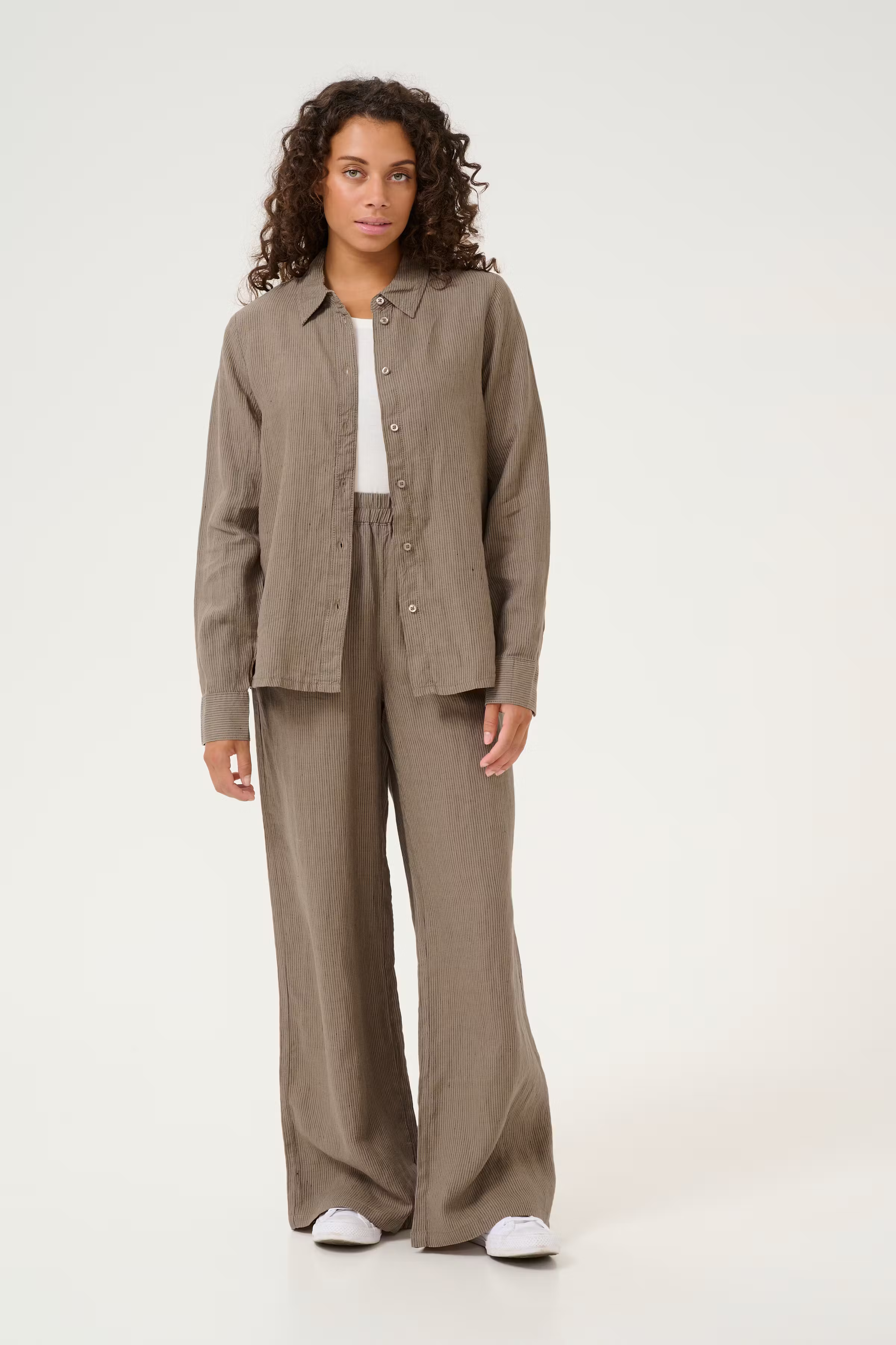 CUnyssa 100% Hørskjorte LOOKBOOK FRONT 50111694-107484