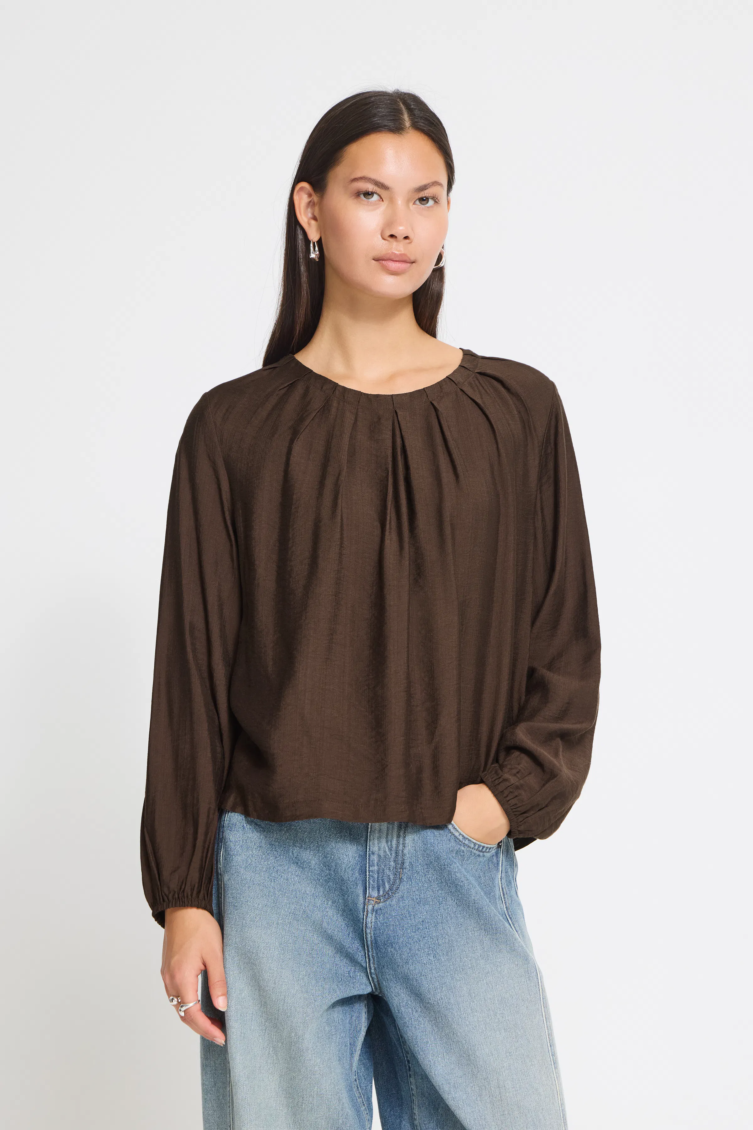 IHIMELDA Bluse LOOKBOOK FRONT 20126767-190915