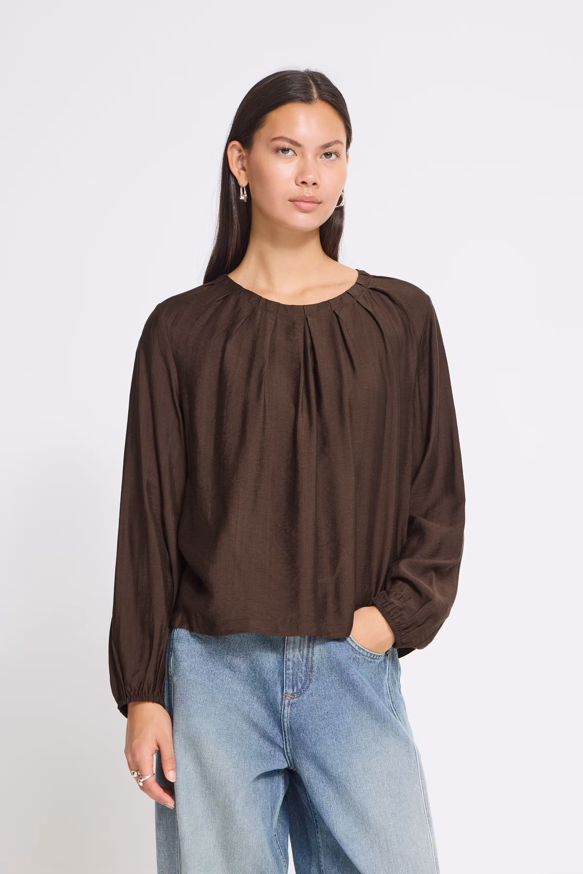 IHIMELDA Bluse LOOKBOOK FRONT 20126767-190915