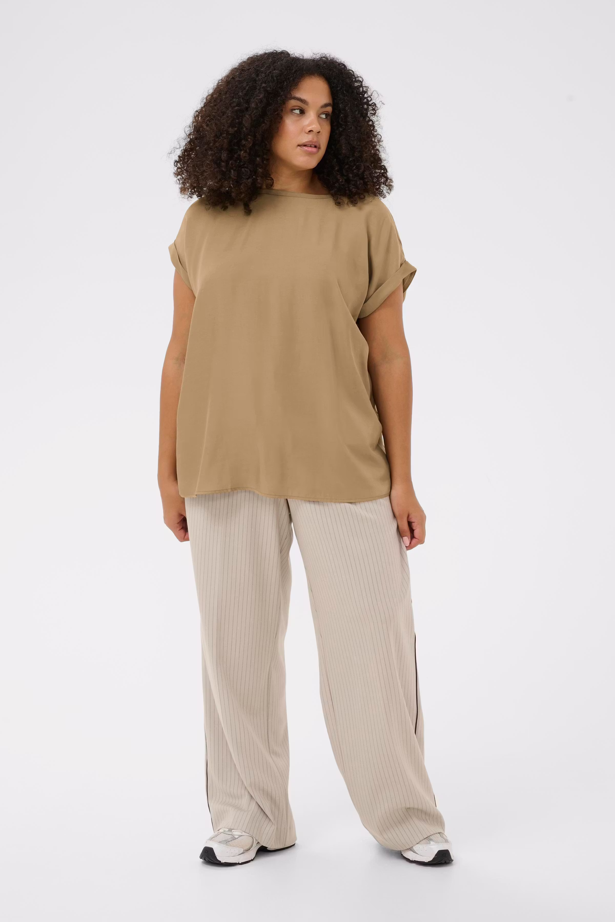KCmilia Blouse LOOKBOOK FRONT 10583812-171115