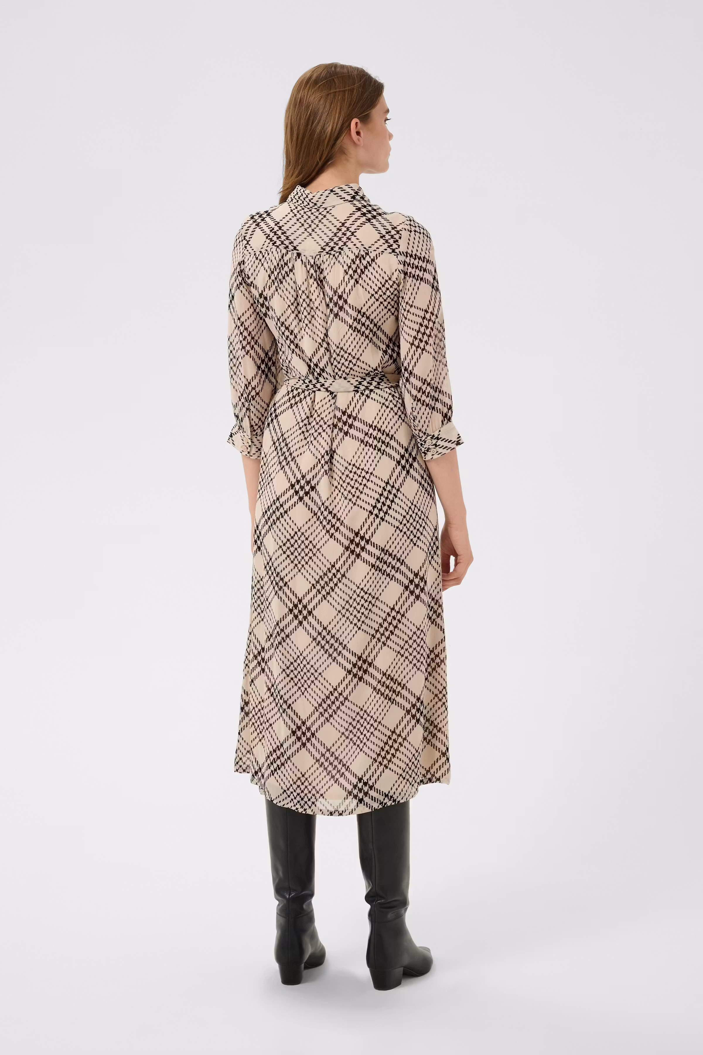 CathiePW Jurk LOOKBOOK BACK 30310757-305303