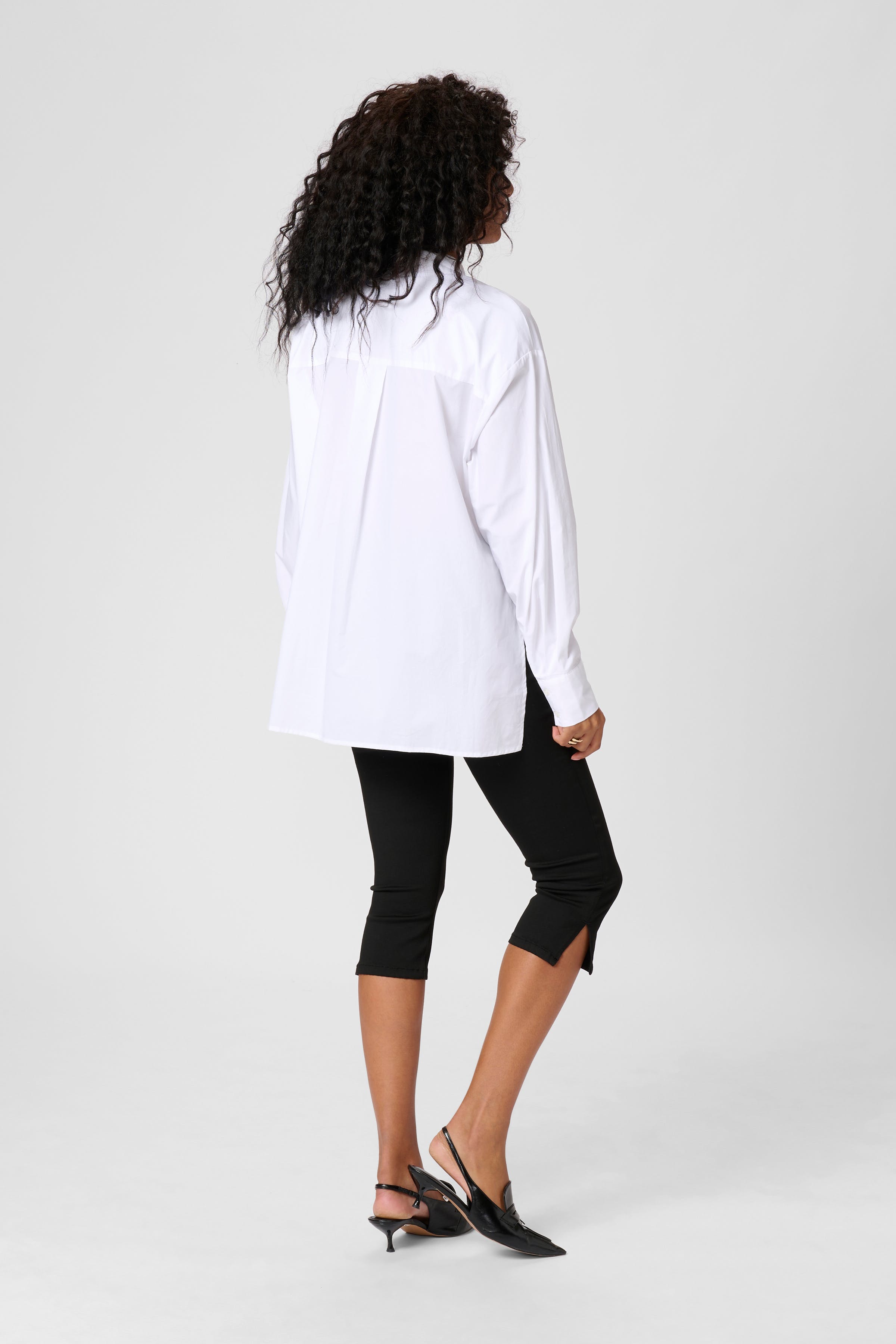 KAmira Shirt LOOKBOOK BACK 10510267-110601