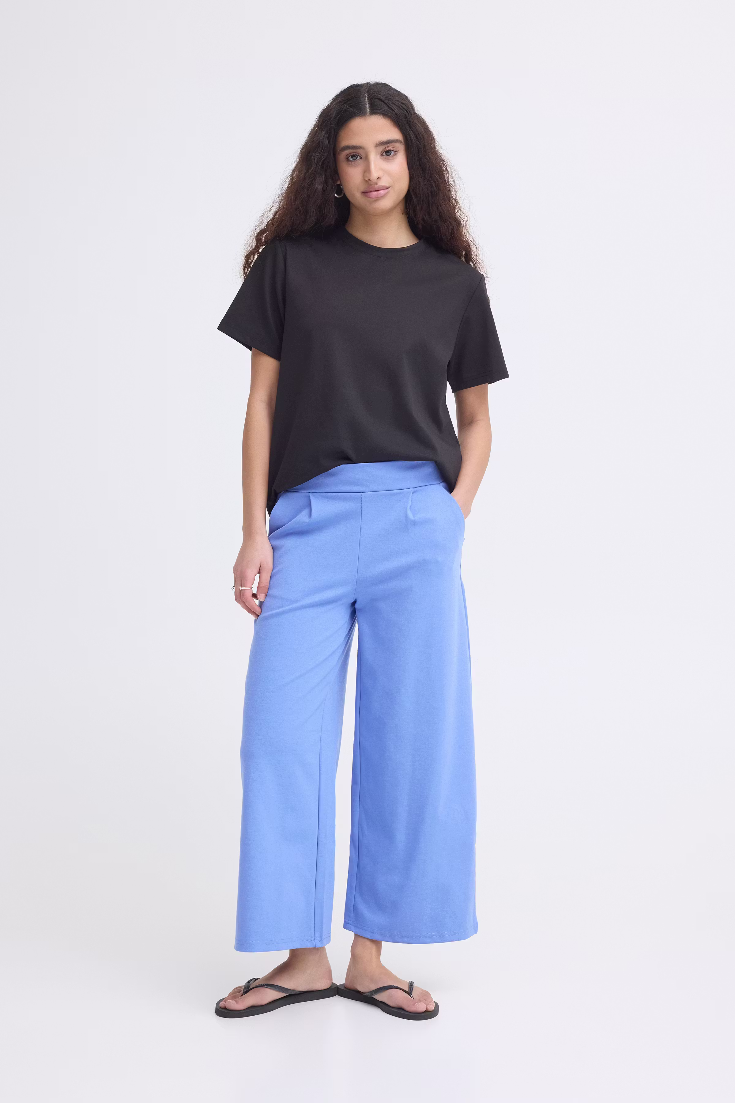 IHKATE Hose LOOKBOOK FRONT 20116301-183935