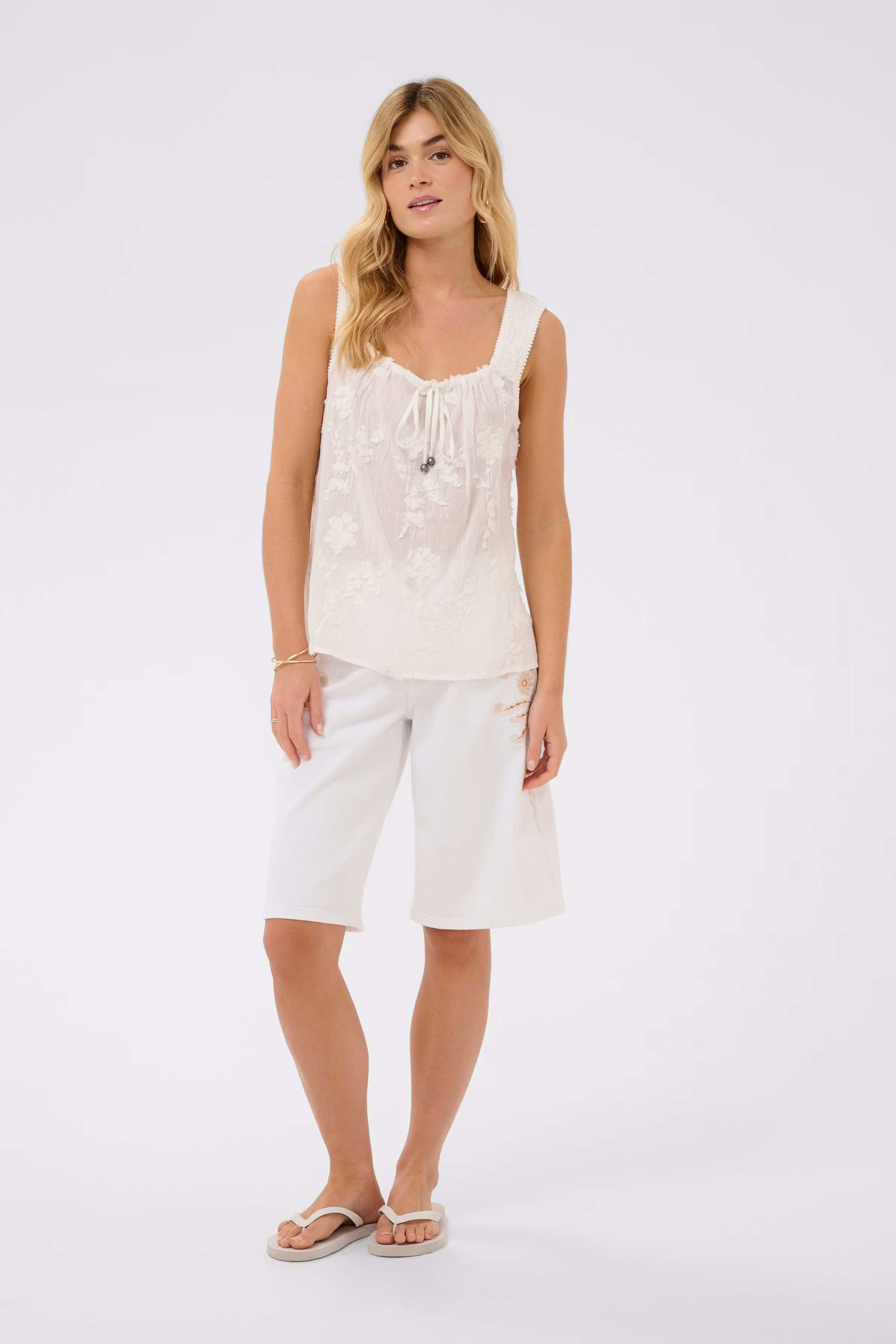 CRZammi Blus LOOKBOOK FRONT 10615030-110602