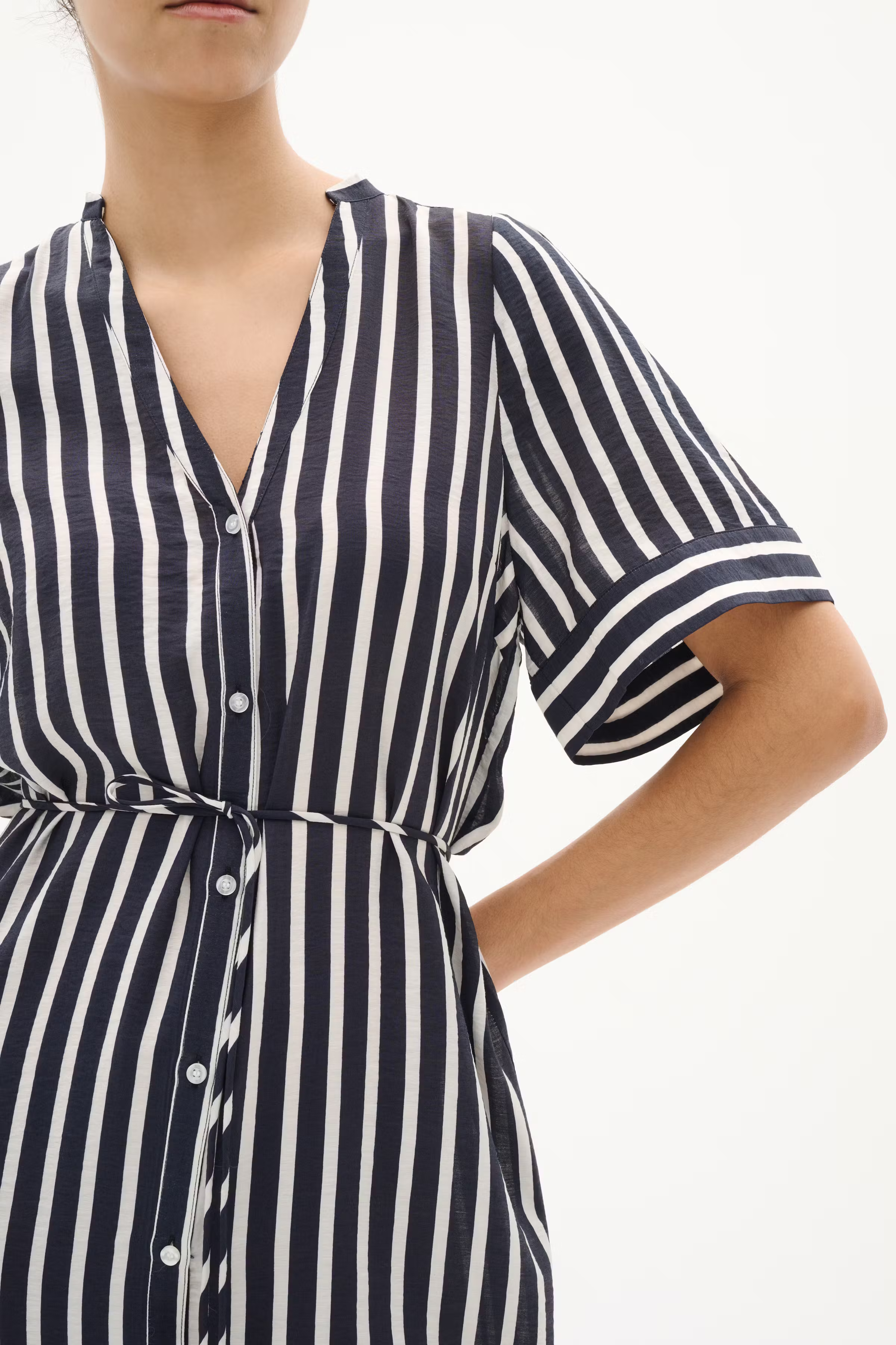 KilloIW Dress LOOKBOOK DETAIL 30110560-300819