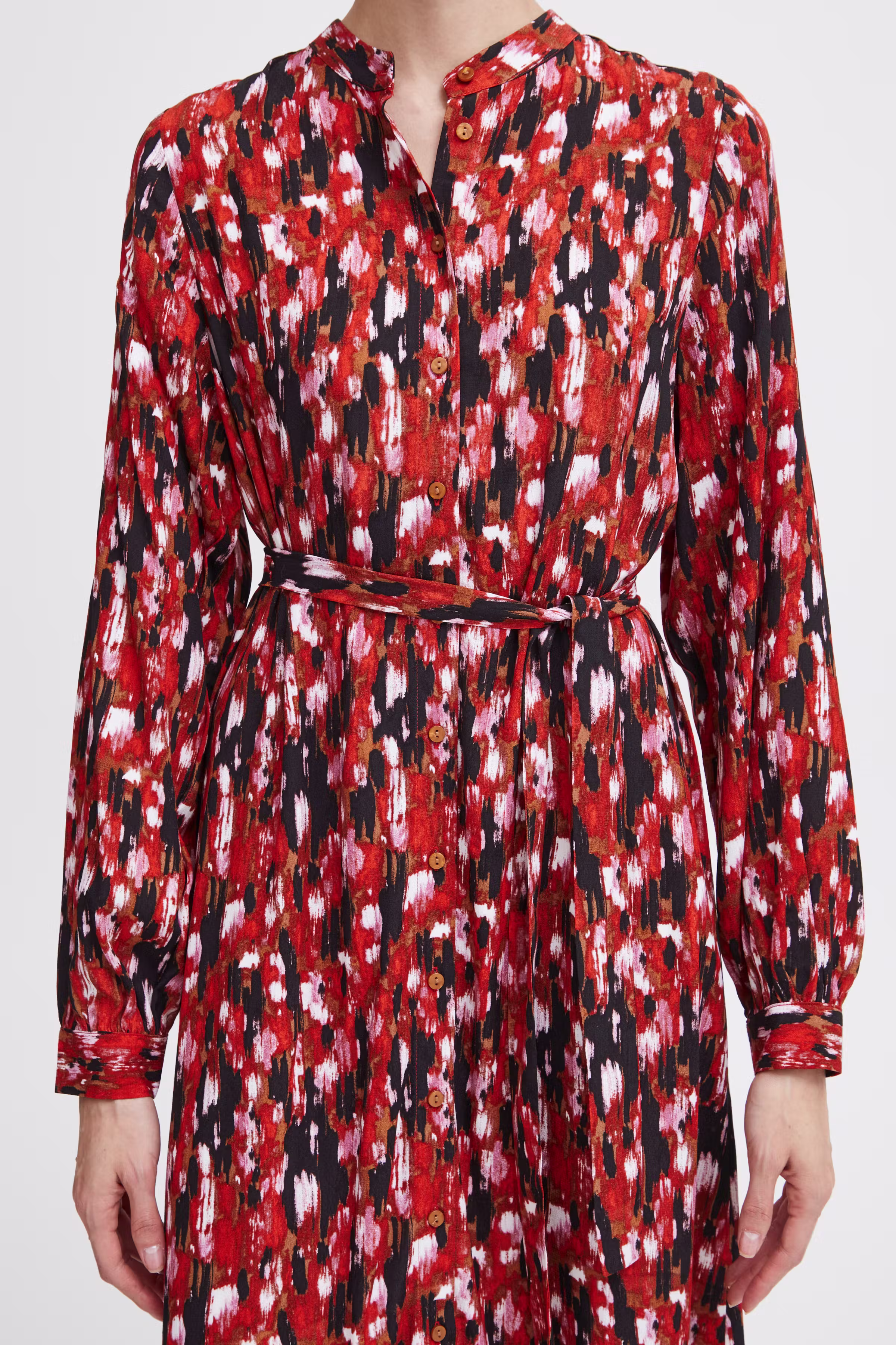 IHULLAMAY Kleid LOOKBOOK DETAIL 20120240-202679