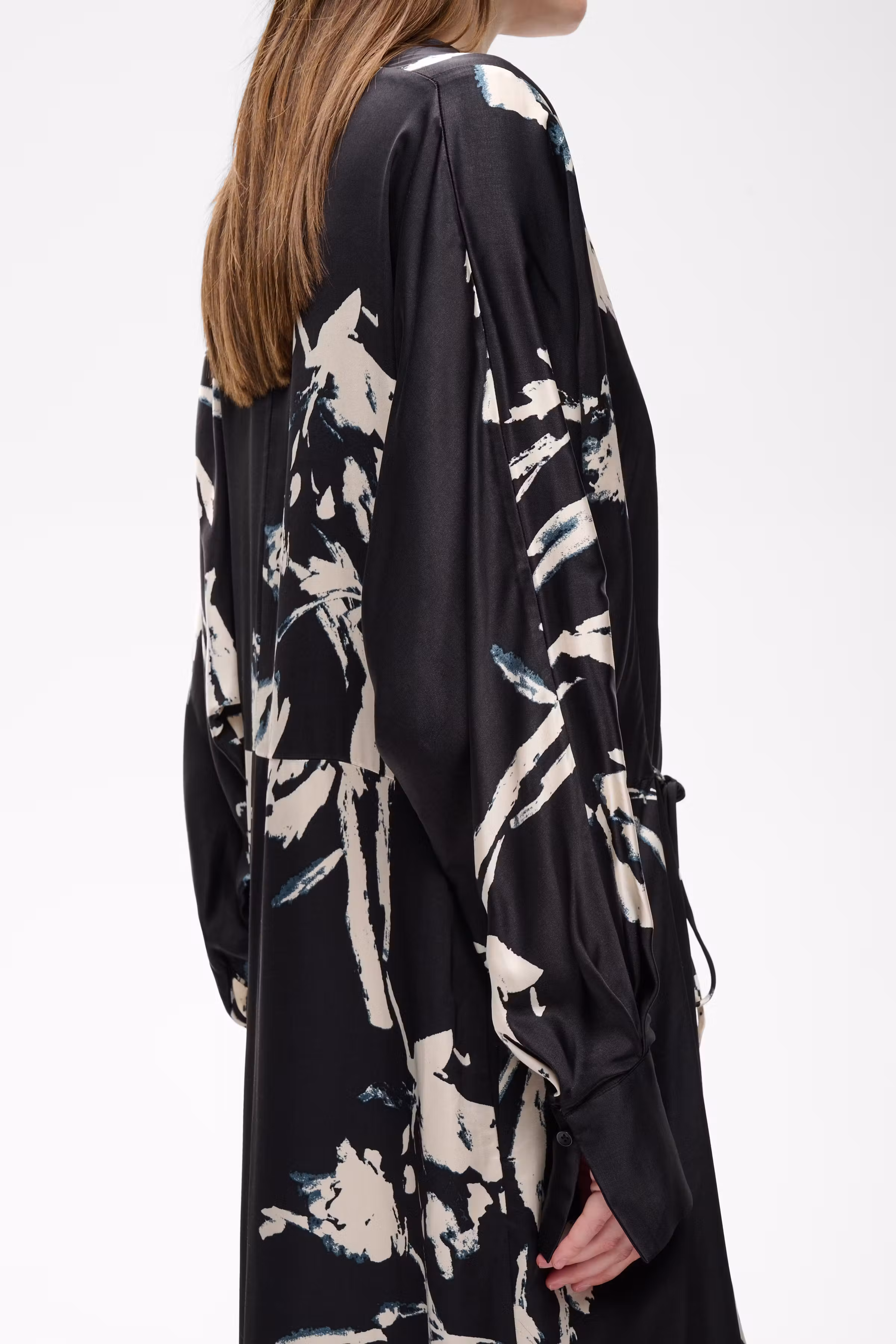 MEADOWIW Kleid LOOKBOOK DETAIL 30112824-900013037
