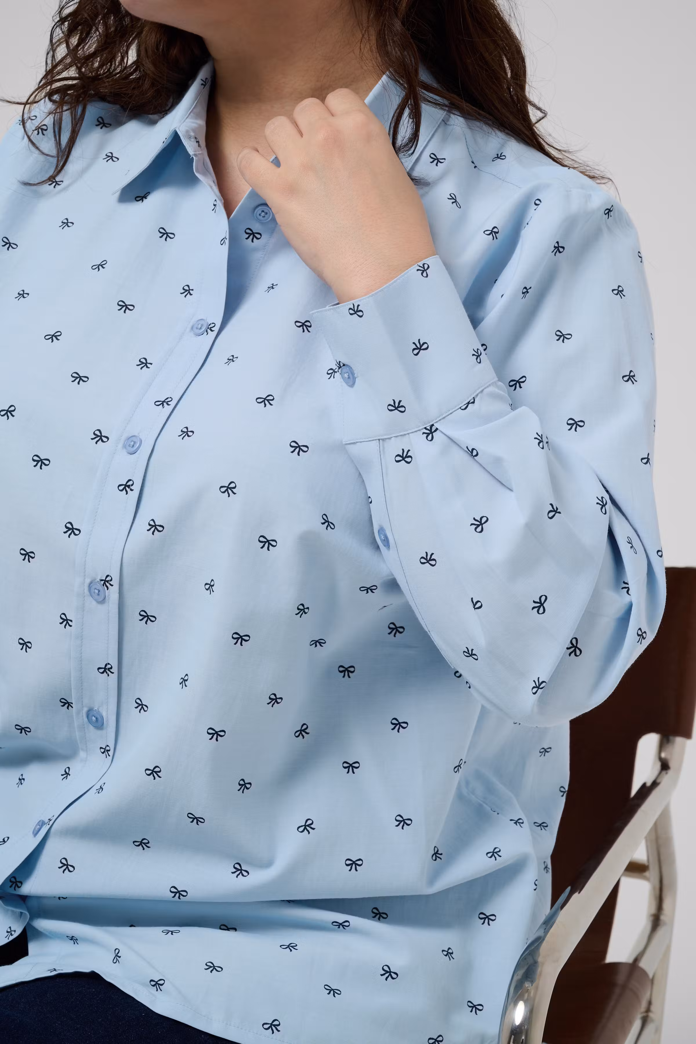 KCgiuly Hemd LOOKBOOK DETAIL 10584223-1000512