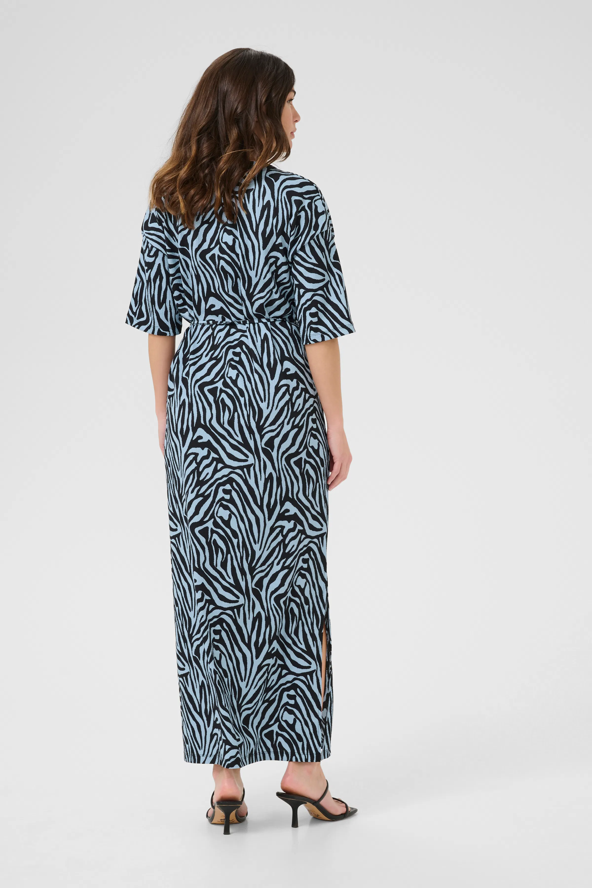 KAivanna Kjole LOOKBOOK BACK 10509781-107119
