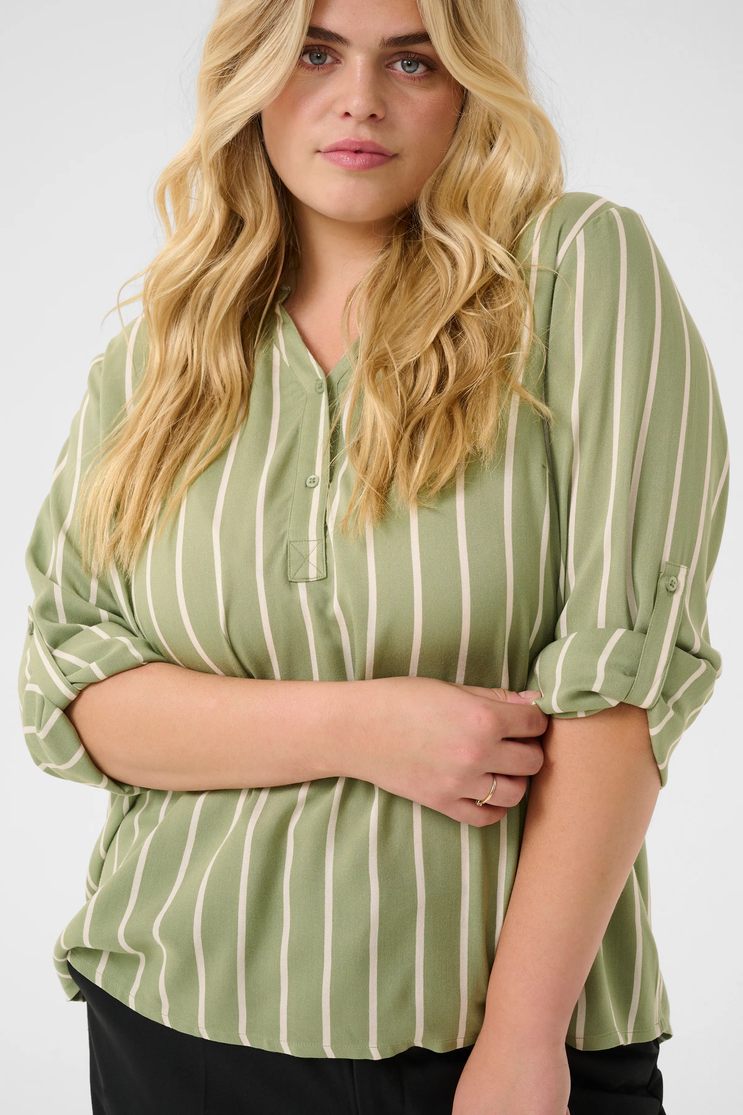 KCsida Bluse LOOKBOOK DETAIL 10580350-107335