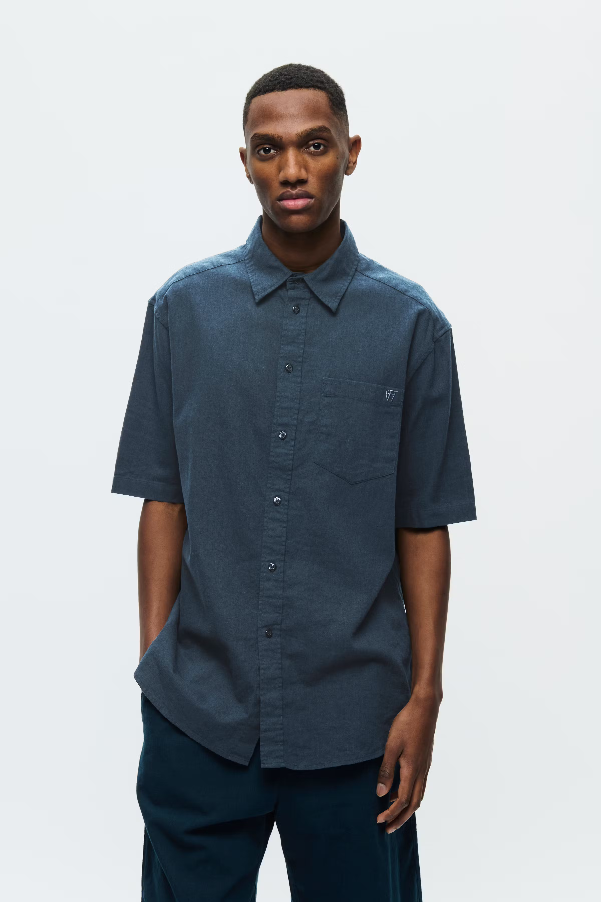 WWaaron Linen Shirt LOOKBOOK FRONT 30251408-194011