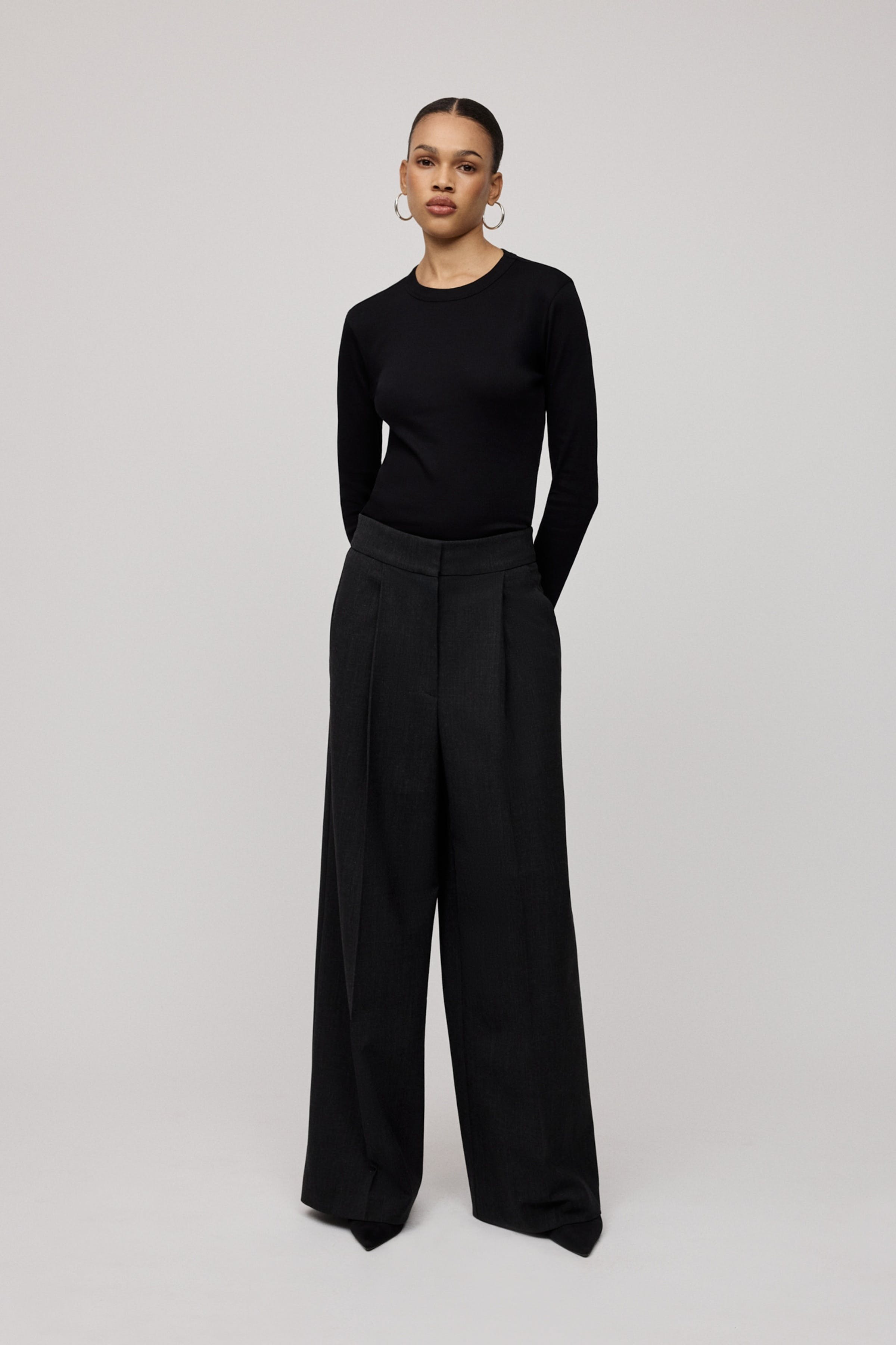 PRESCILLIA SUE Trousers LOOKBOOK FRONT 30600623-GY949