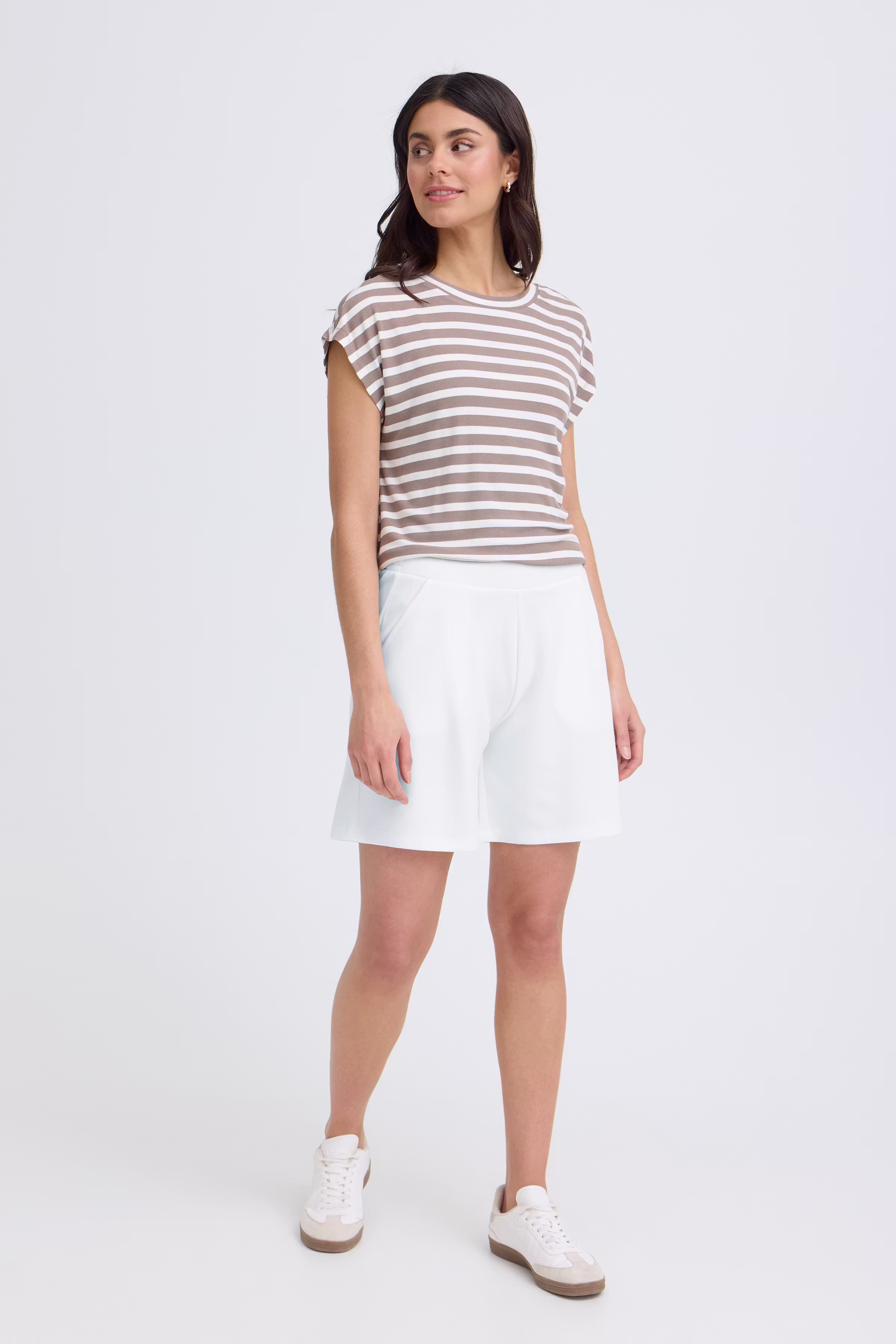 FRAURORA Shorts LOOKBOOK FRONT 20617670-110701