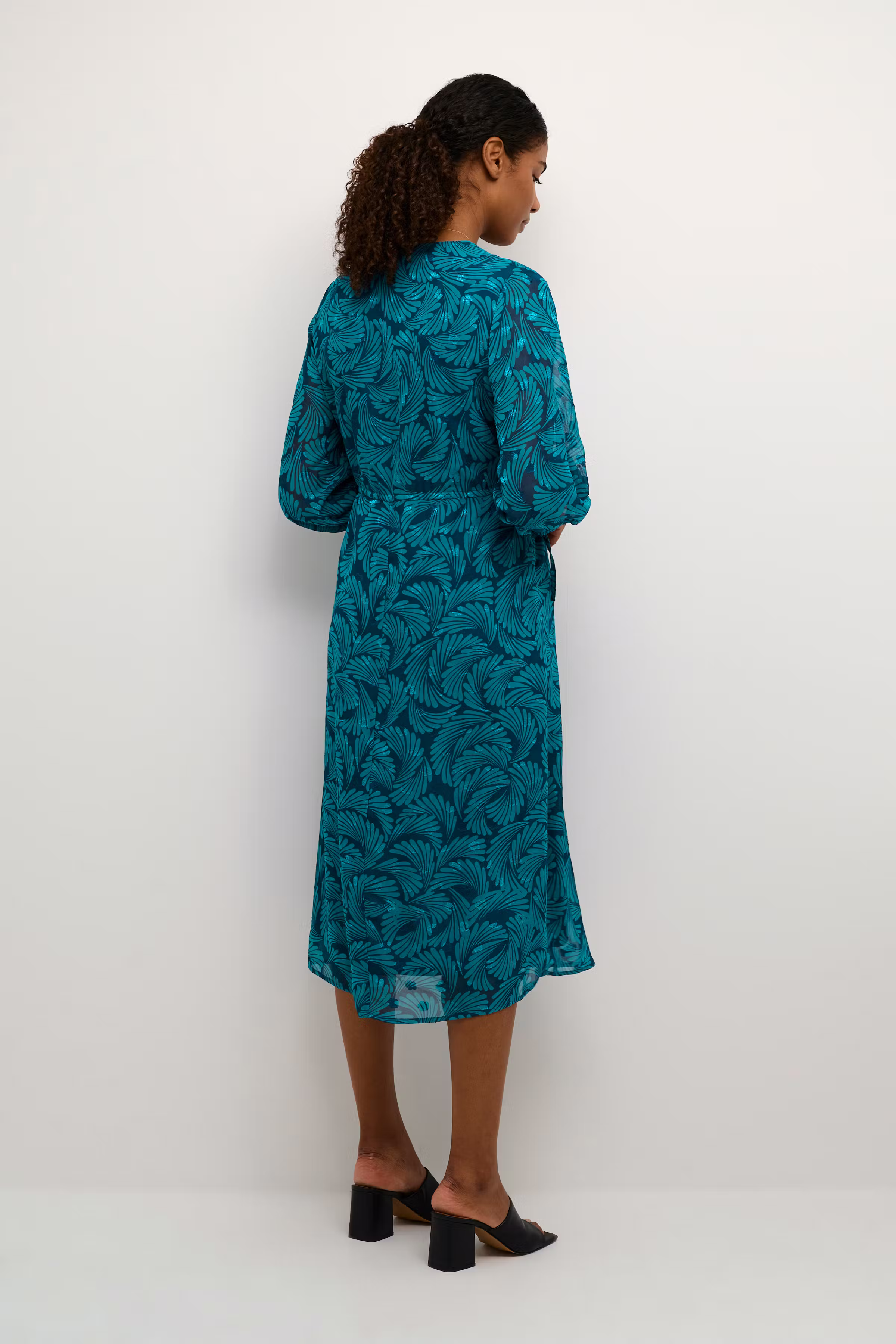 KAdori Kjole LOOKBOOK BACK 10507636-104471