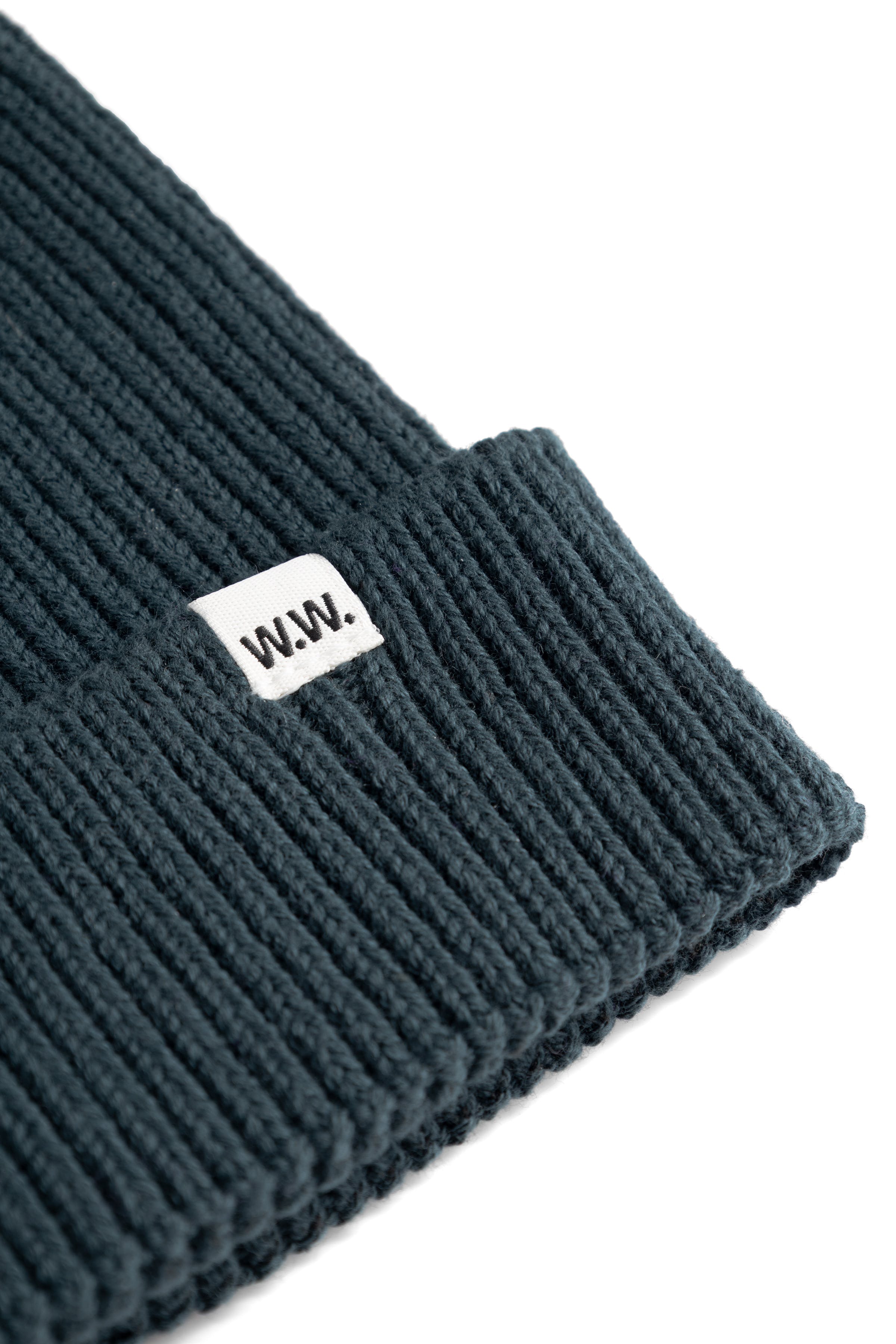 WWEddie beanie PACK DETAIL 30251647-195320
