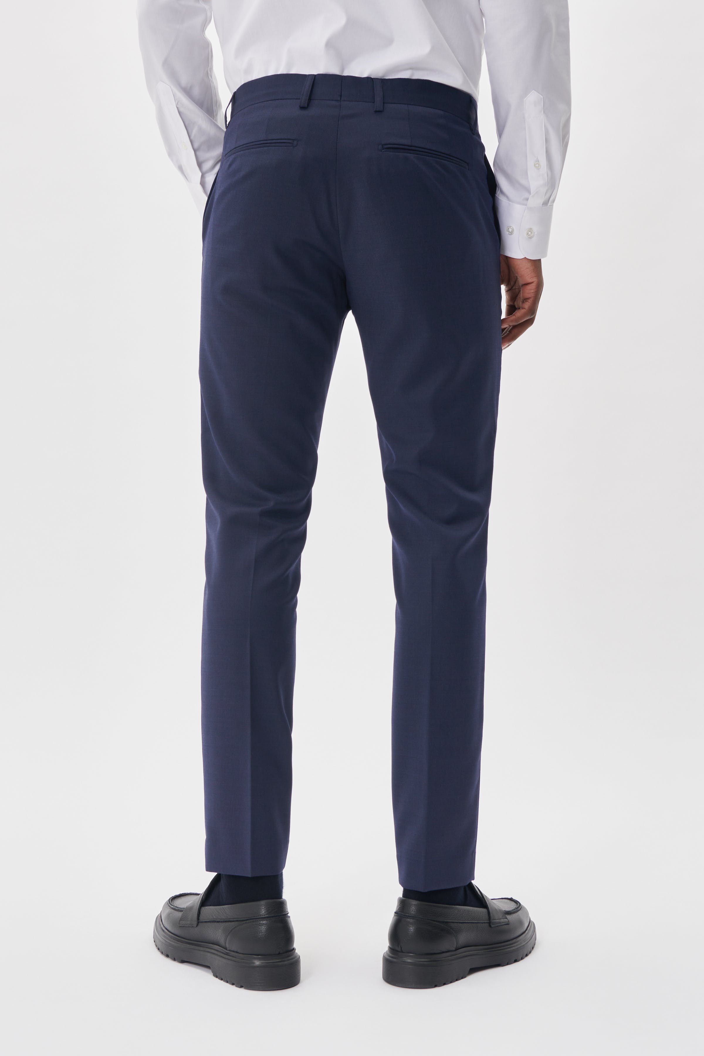 Las Hose LOOKBOOK FRONT 30201321-20210