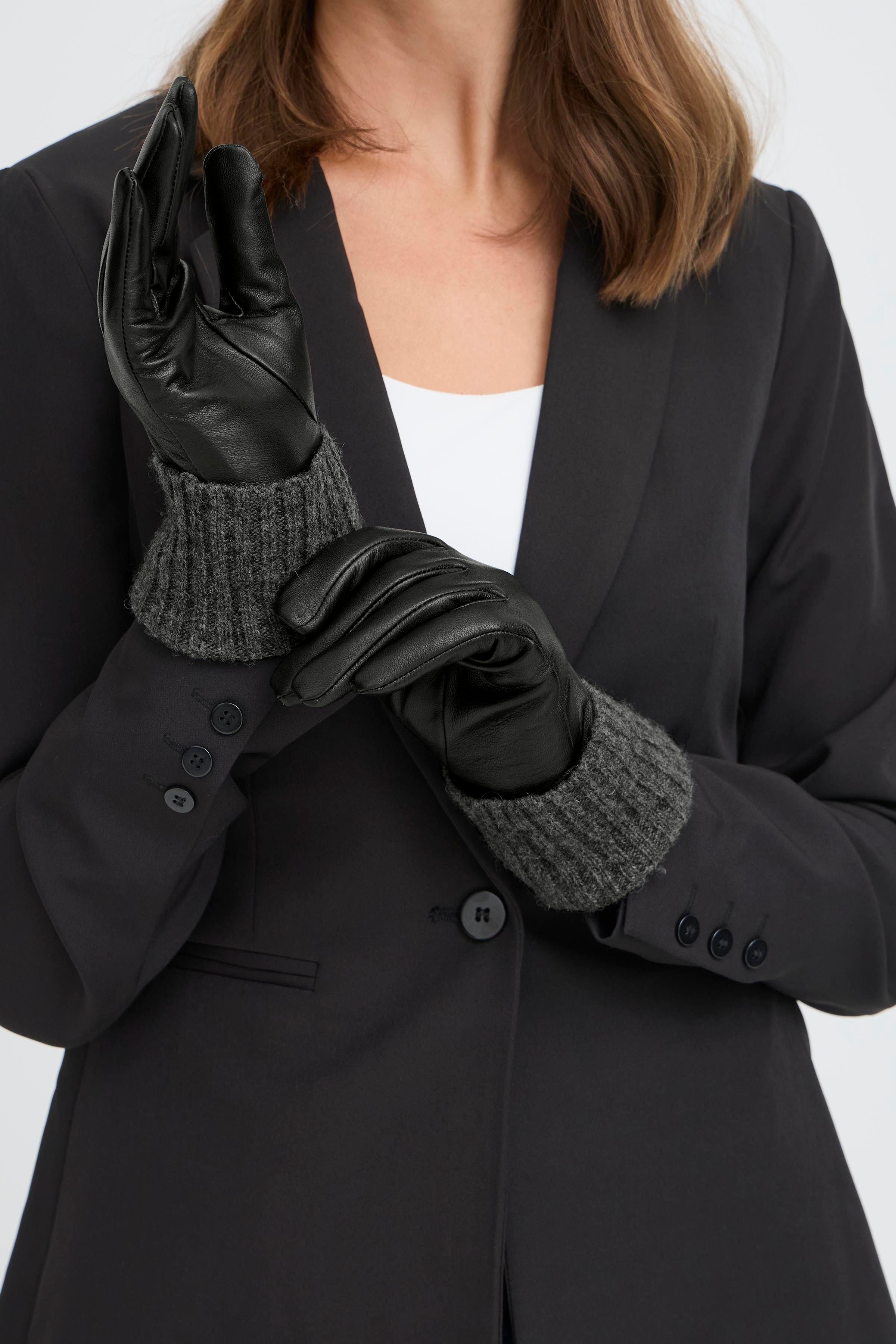 IAMYRNA Gloves LOOKBOOK FRONT 20124973-194008