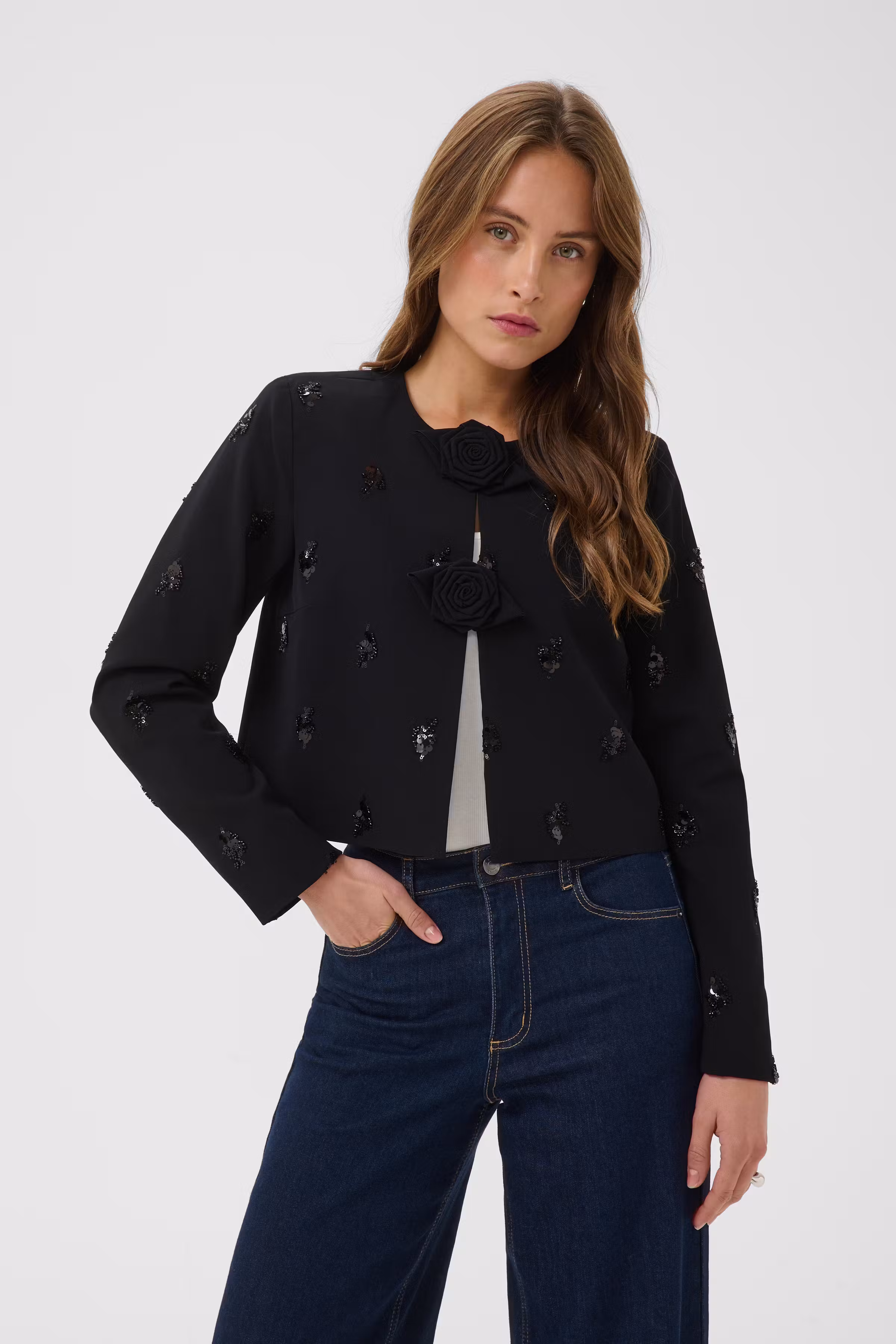 KAvally Blazer LOOKBOOK FRONT 10512465-100121