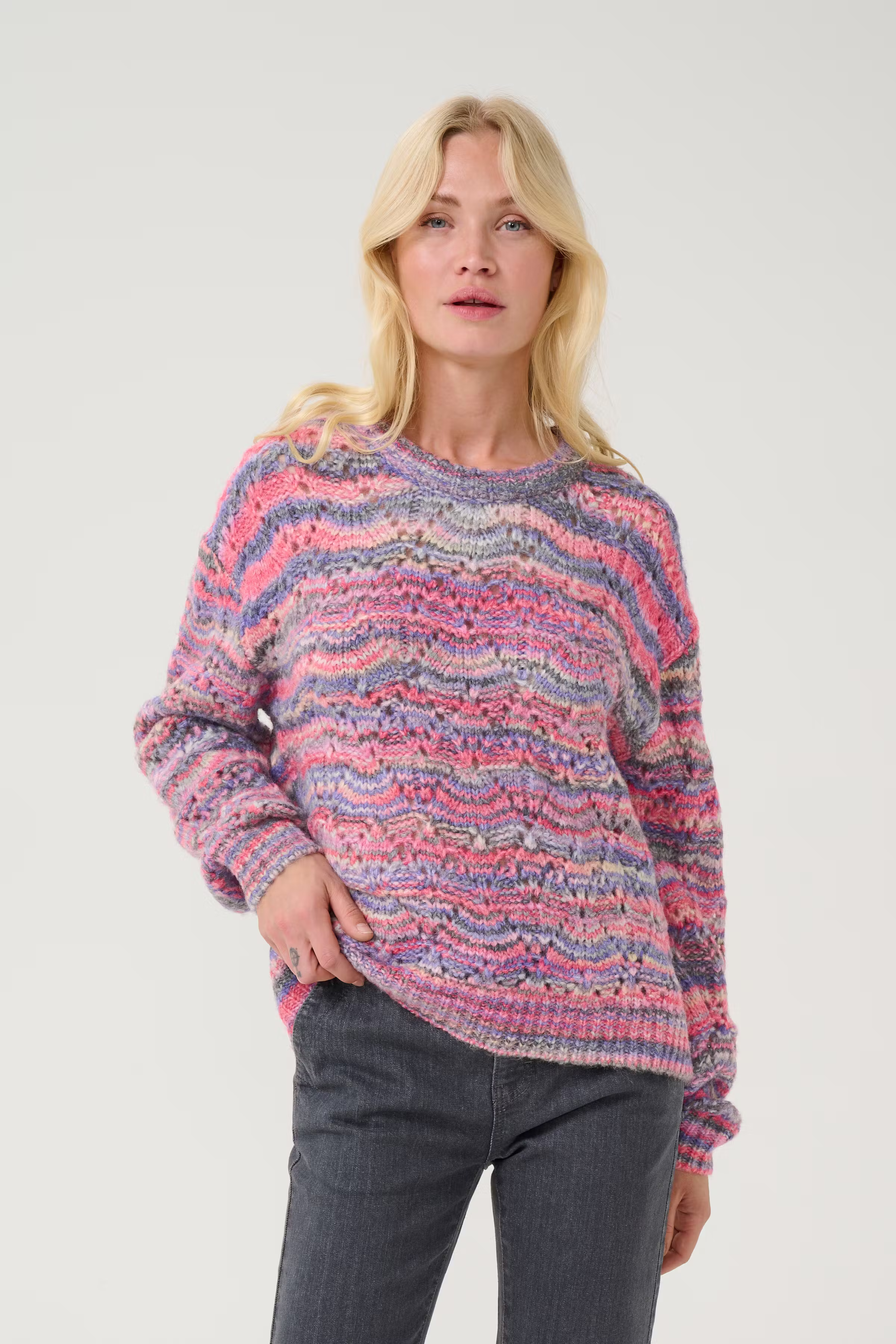 CUrosena Pullover LOOKBOOK FRONT 50111763-107528