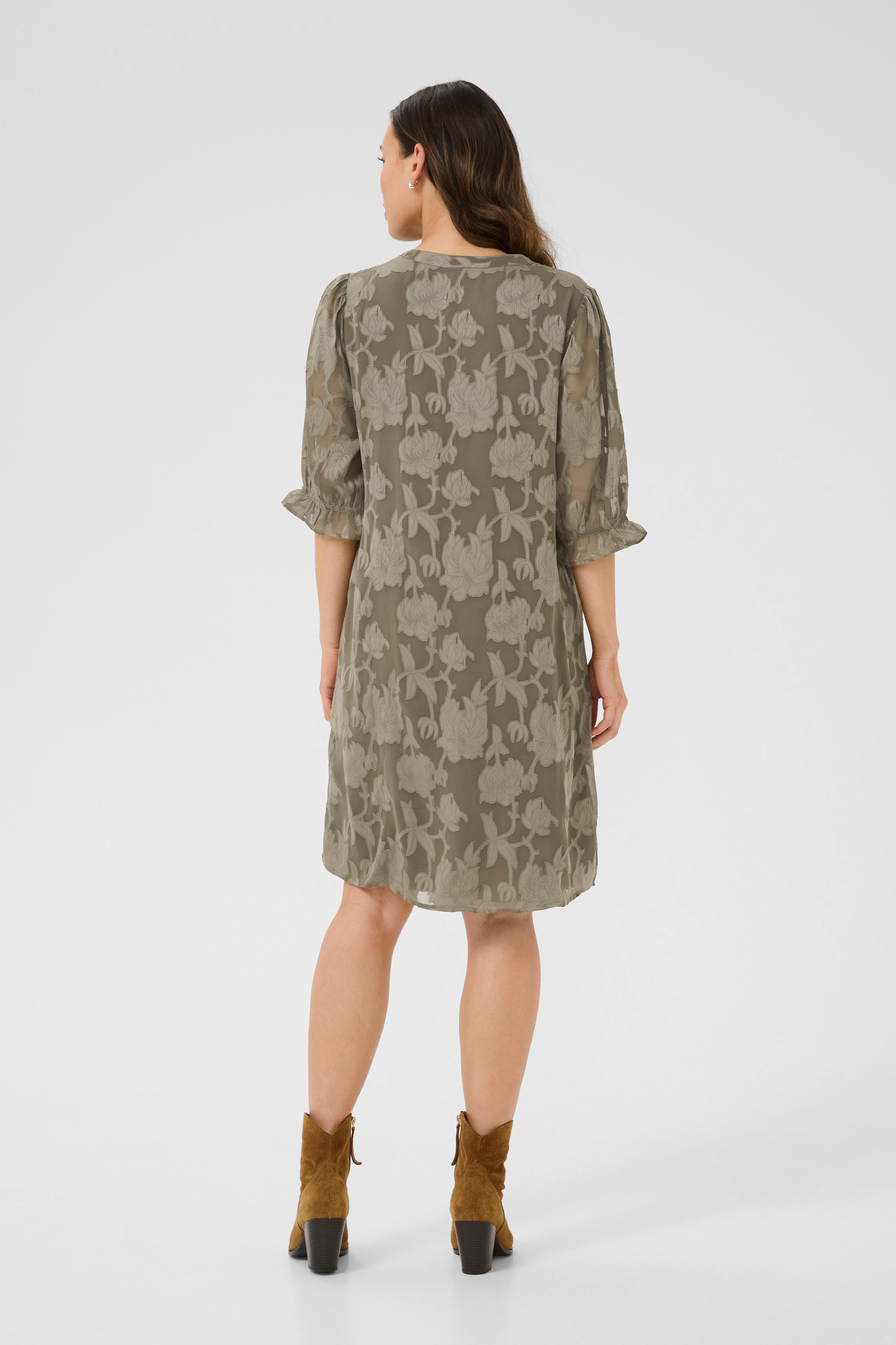 CRYana Kjole LOOKBOOK BACK 10613286-190820