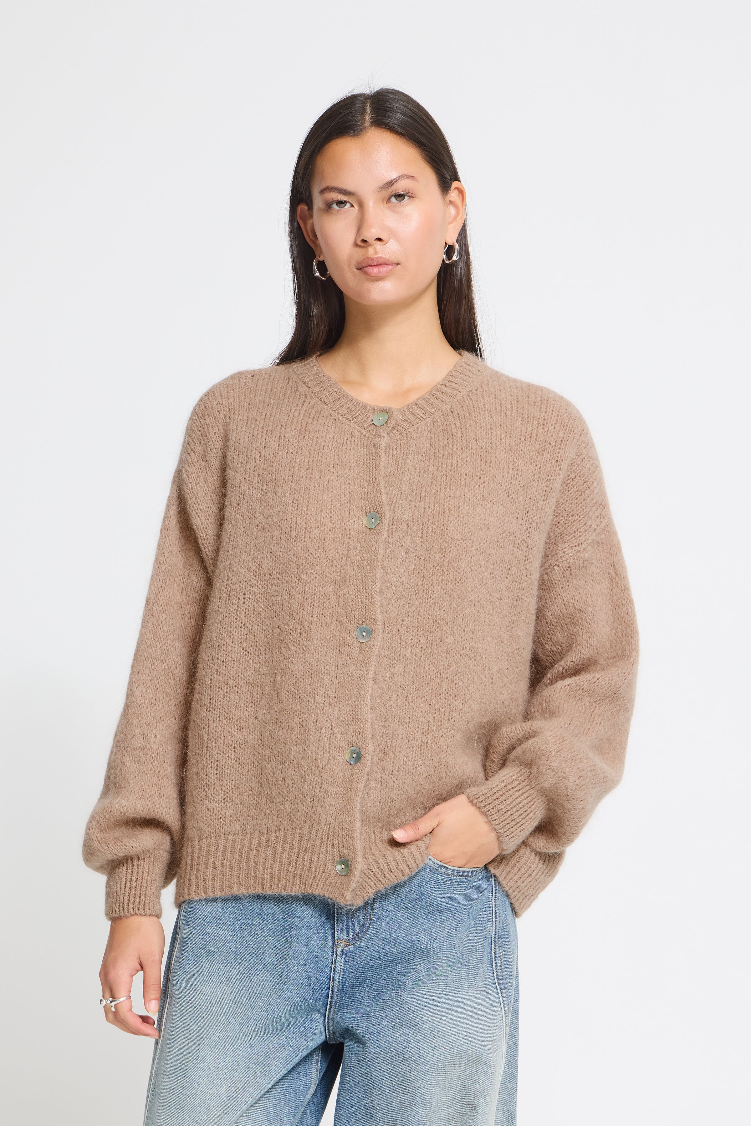 IXMARITA Cardigan LOOKBOOK FRONT 20123258-171212