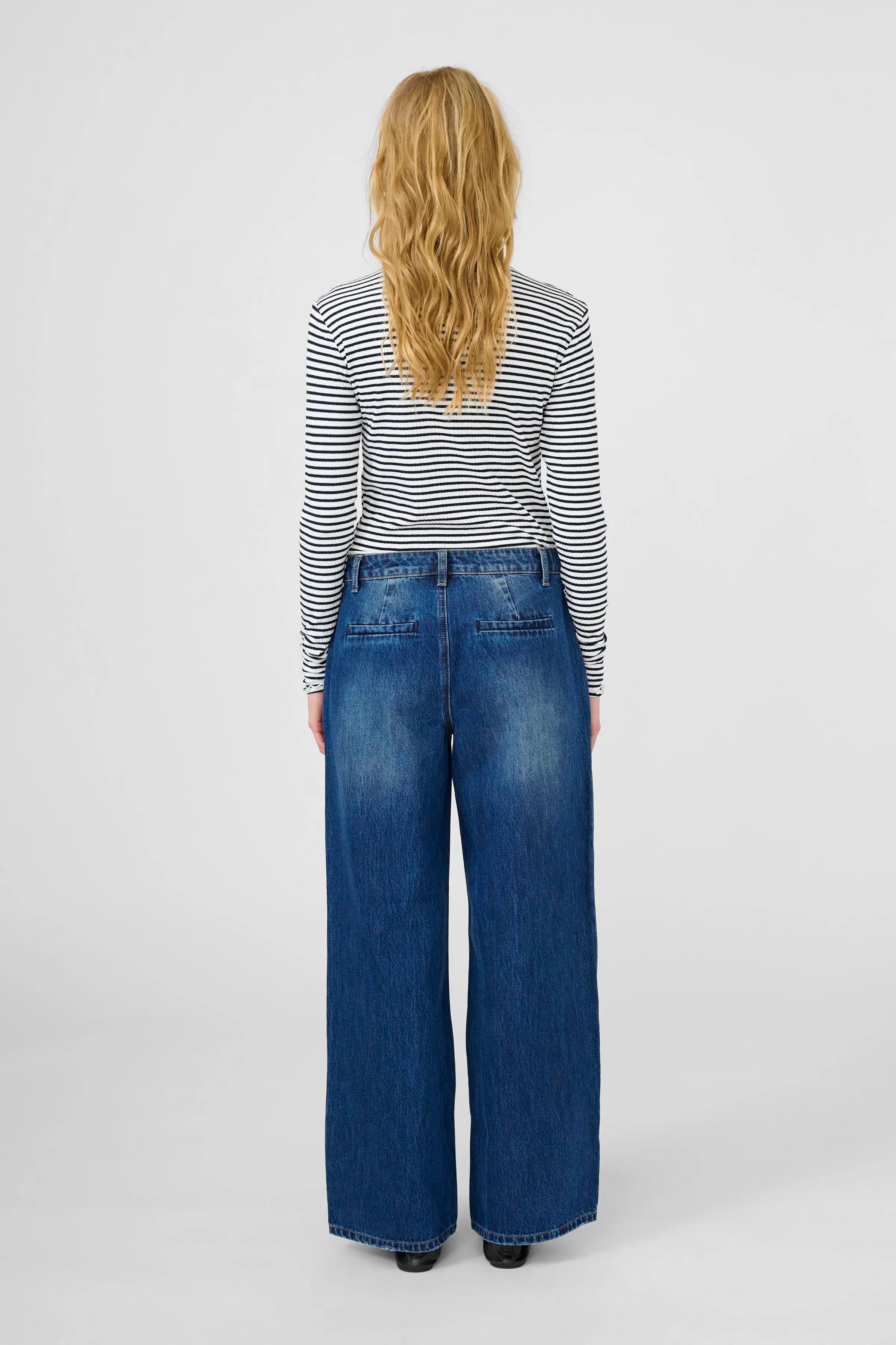 CandaceKB Blouse LOOKBOOK BACK 10103632-101946