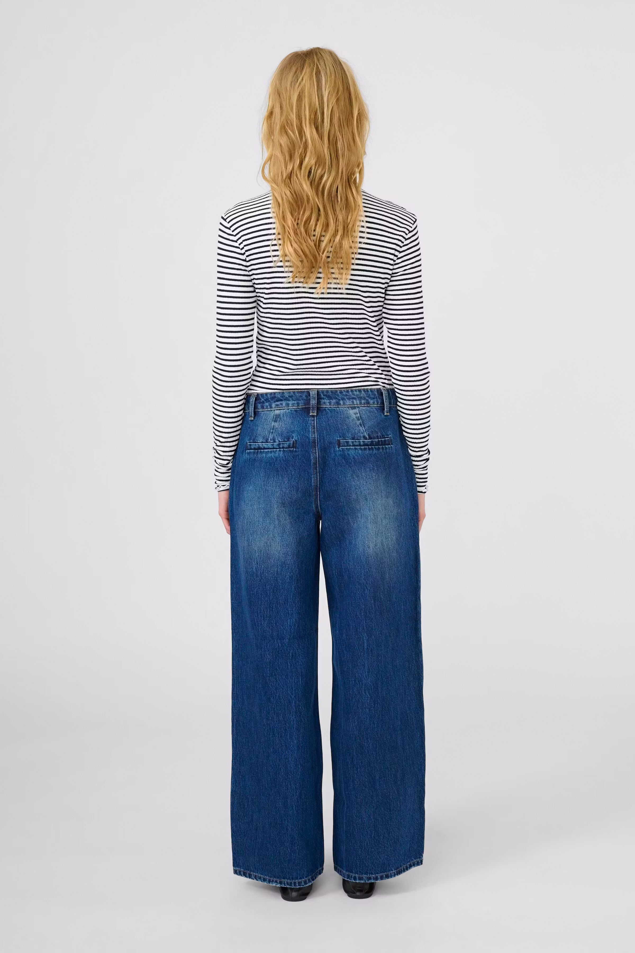 CandaceKB Blouse LOOKBOOK BACK 10103632-101946