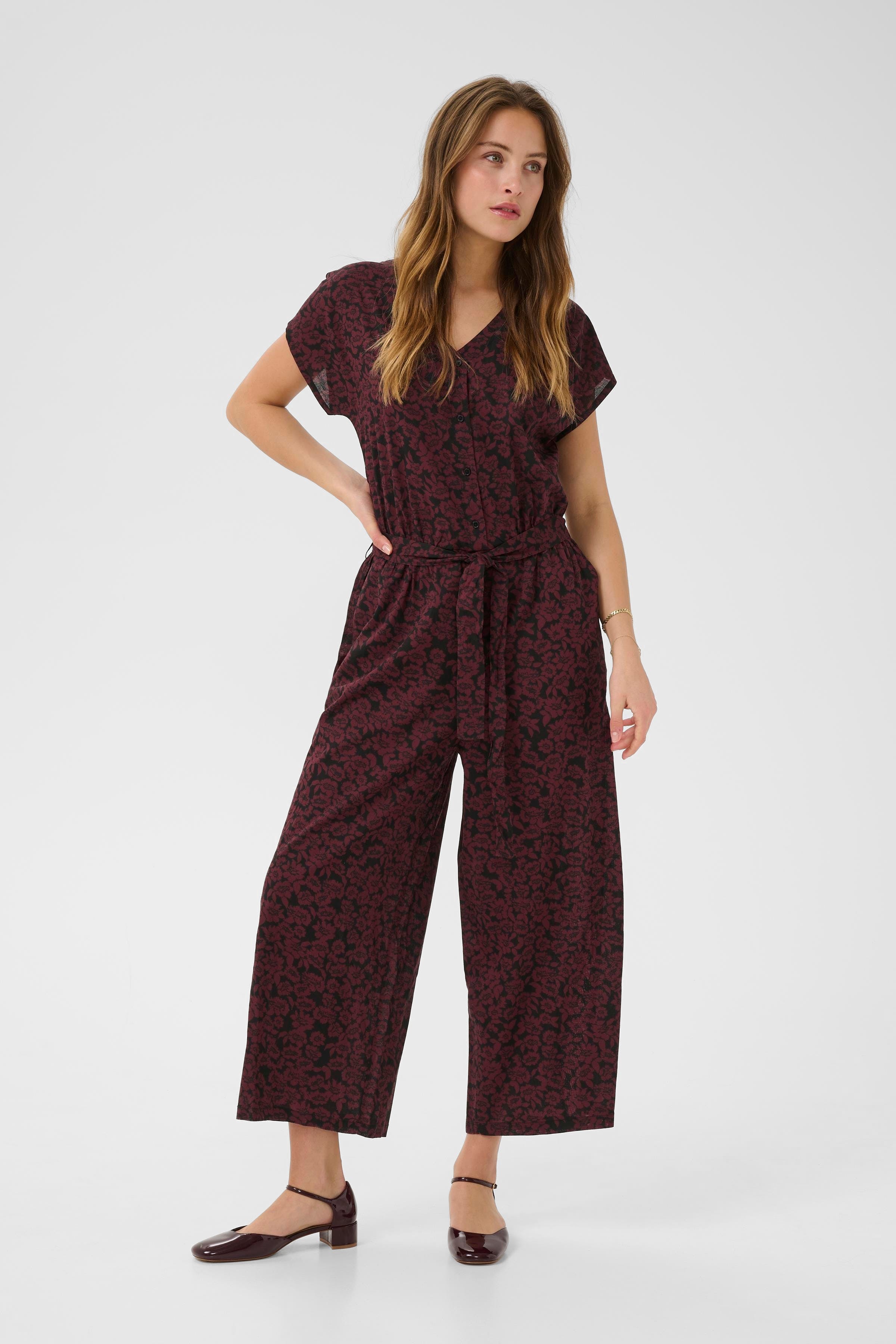 KAbeathe Jumpsuit LOOKBOOK FRONT 10508898-107734