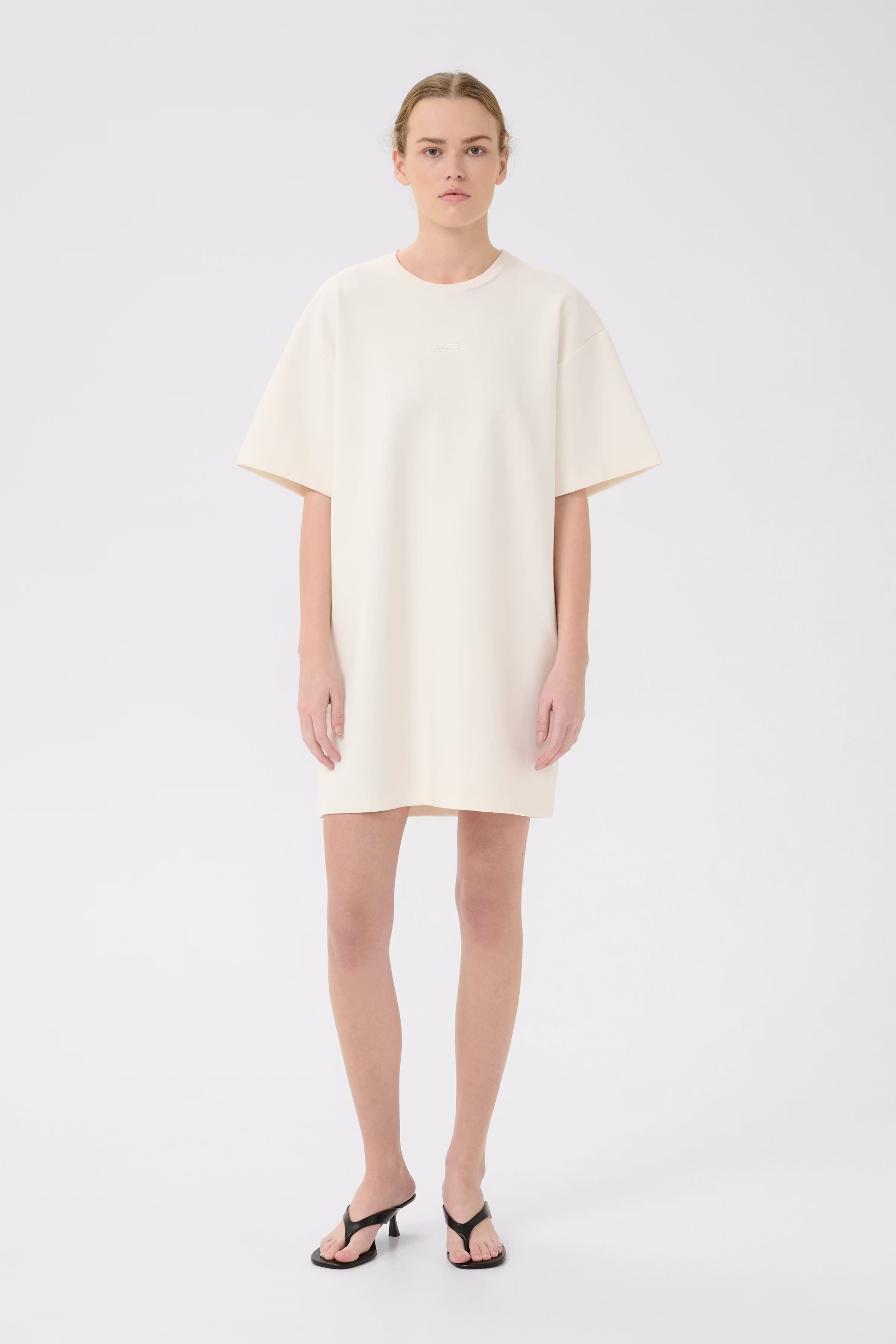 GZimina Dress LOOKBOOK FRONT 10910519-130905