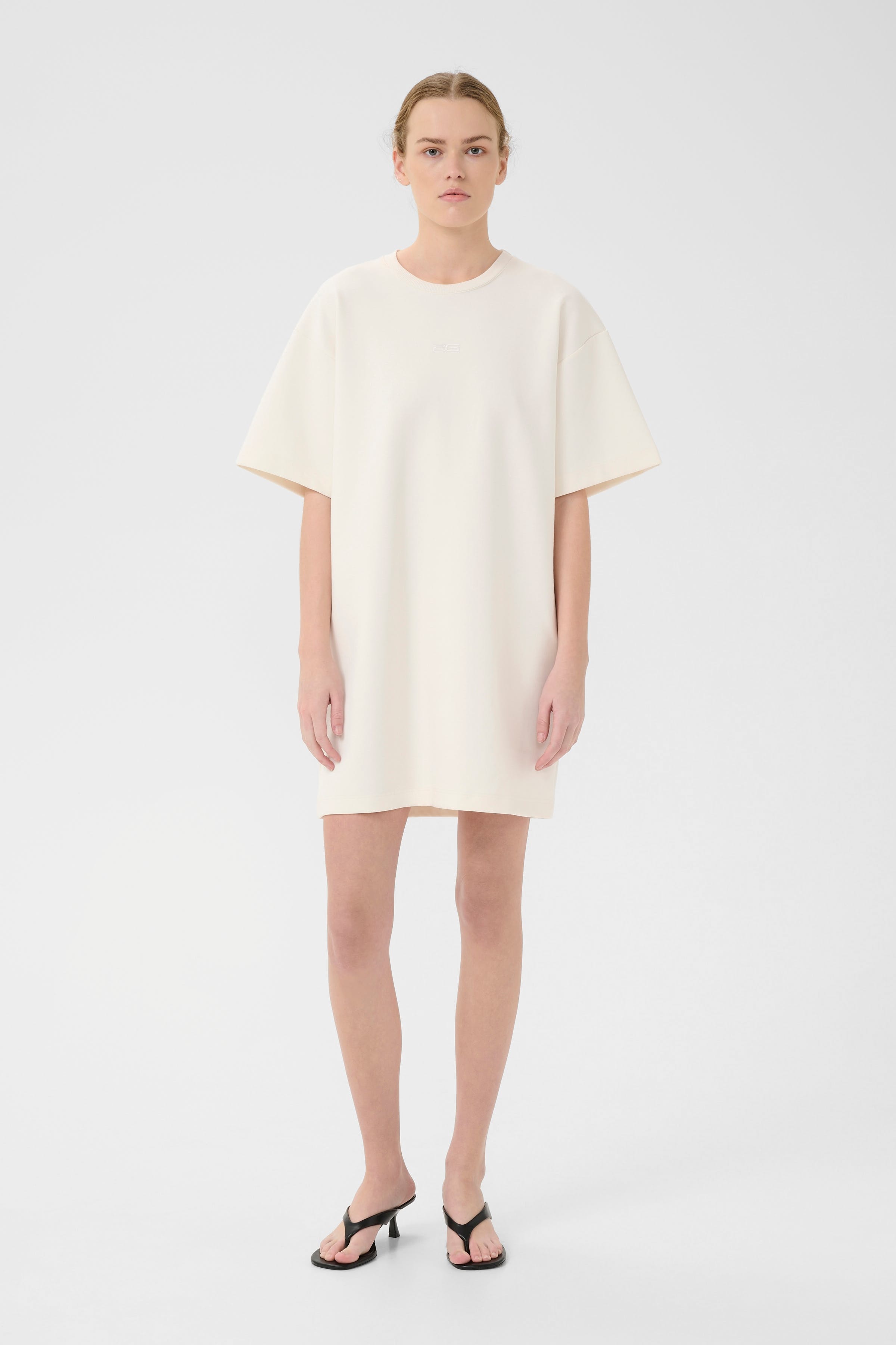 GZimina Dress LOOKBOOK FRONT 10910519-130905